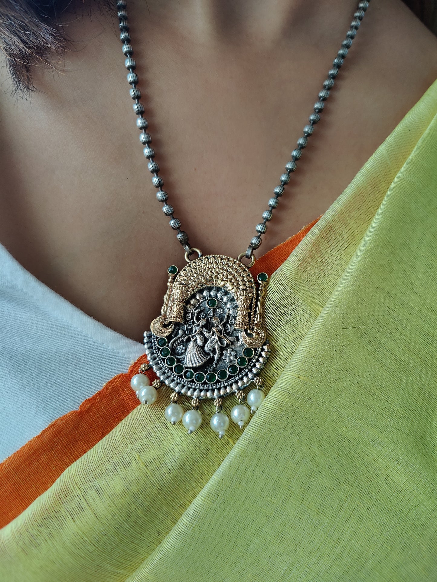 Radha Krishna set in dual tone