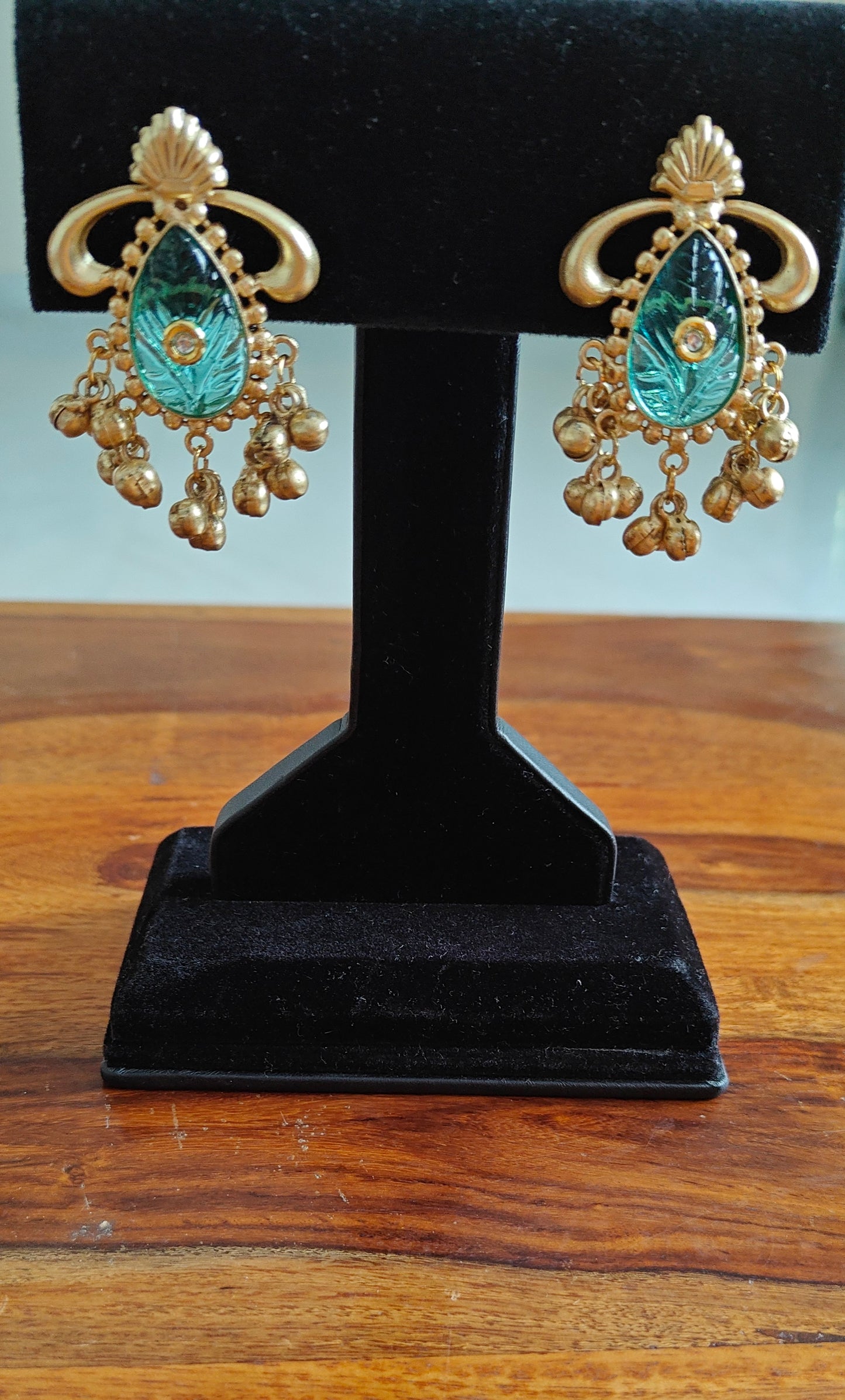 Bhavana hasli set with stones,pearls and kundan