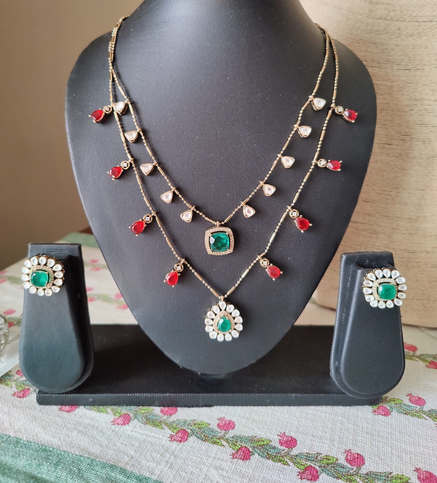 Delicate Gaura set with stones