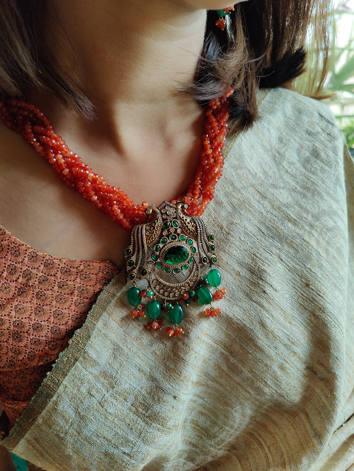 Ivy set with plaited beads