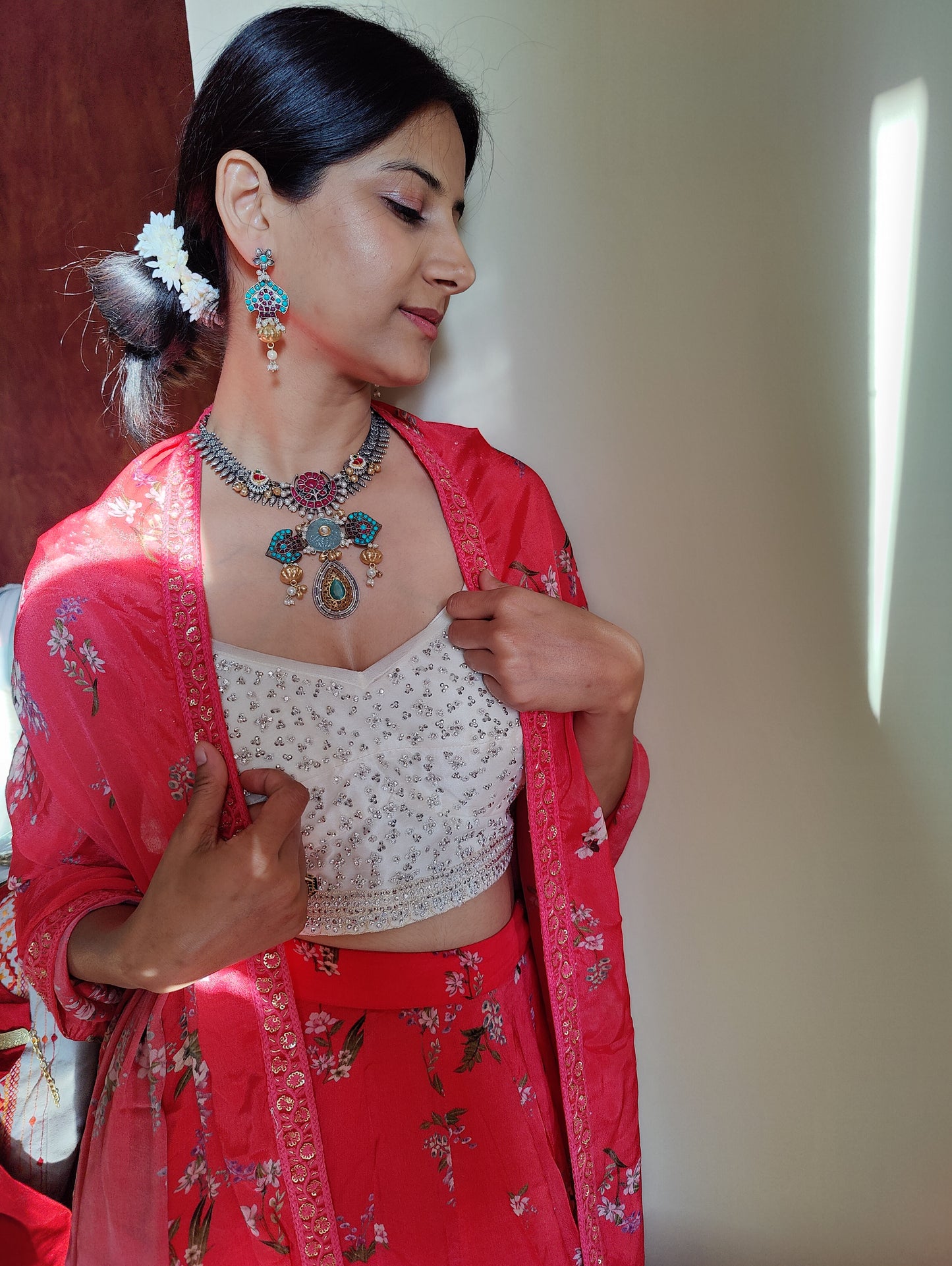 Chitrali elaborate necklace with kemp stones