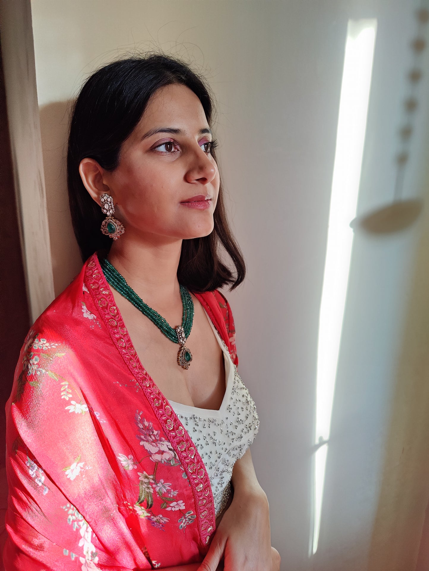 Jigya victorian set with coloured strings and kundan