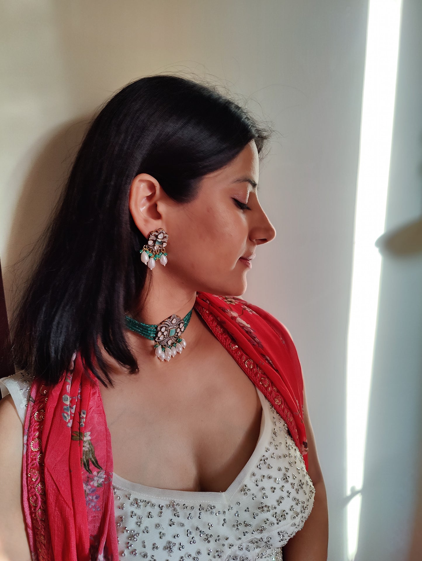 Kushala choker set on stone strings