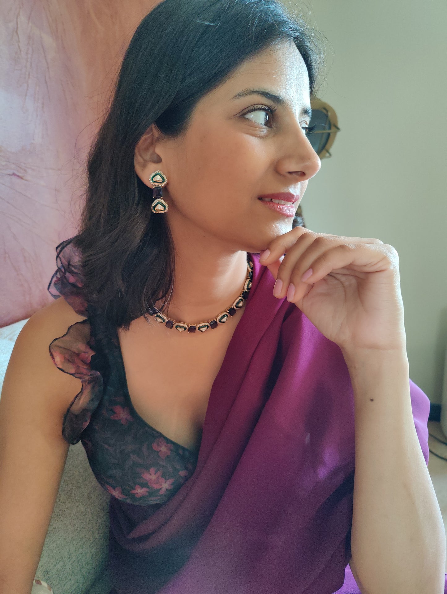 Eka set with stones alternating with triangular kundan pieces with meenakari