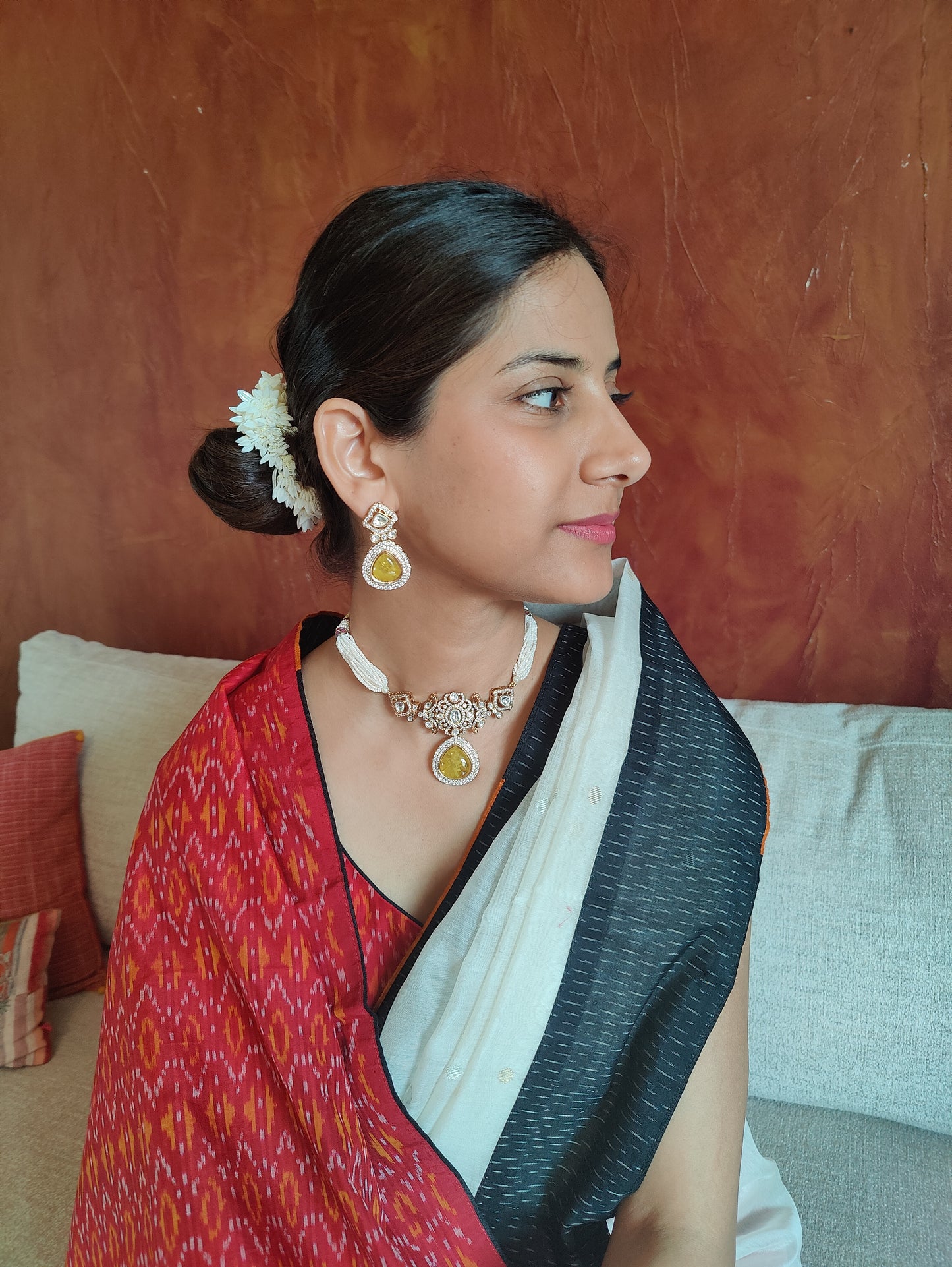 Nirupa choker set with stone and moissanite on poth pearl strings