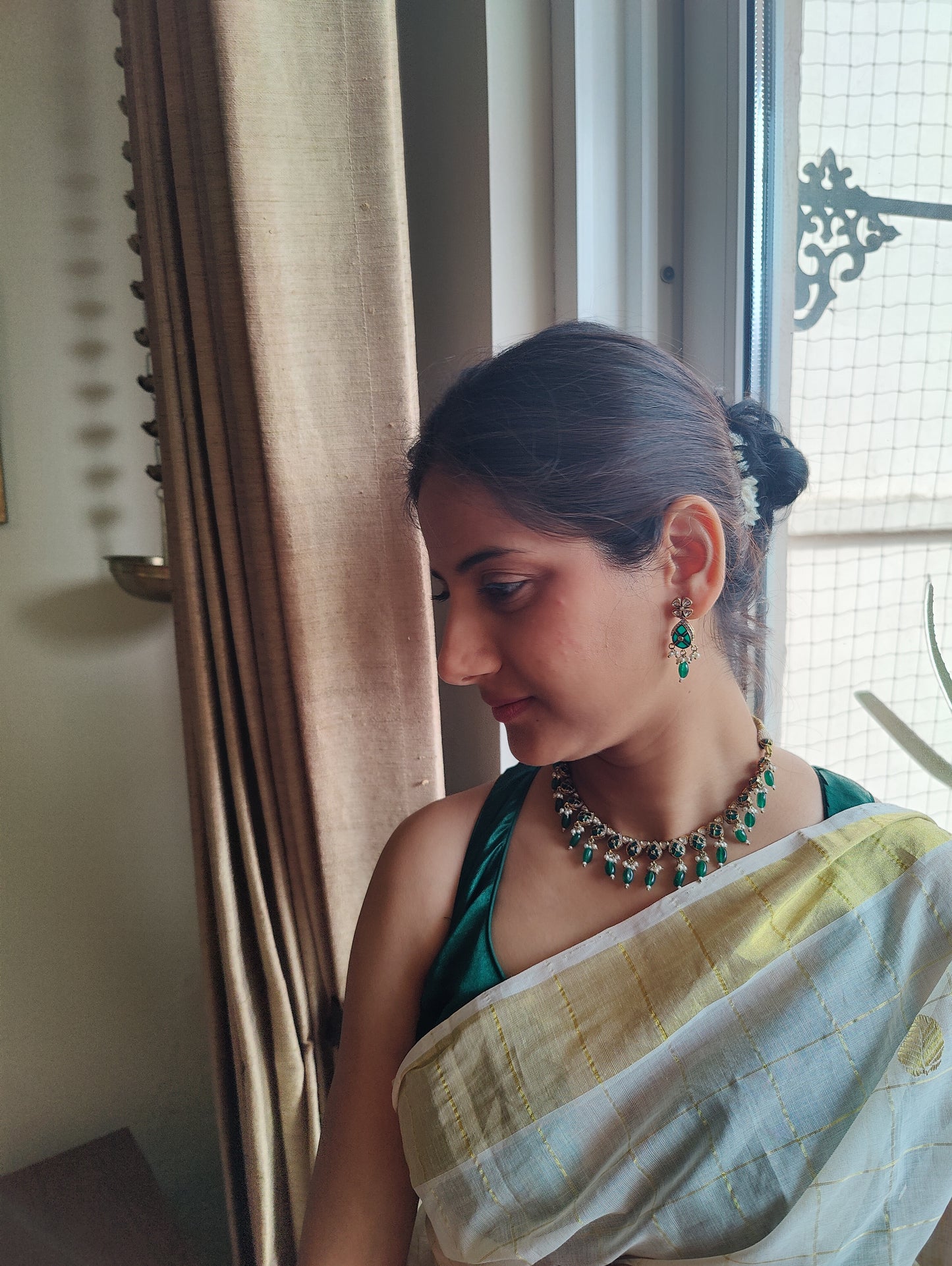 Aashki set with stone and kundan