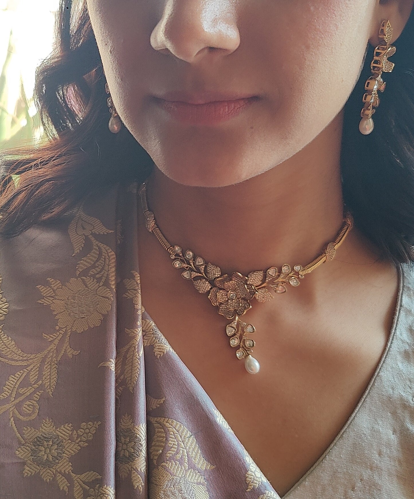 Kali set with flower and leaf centre with kundan