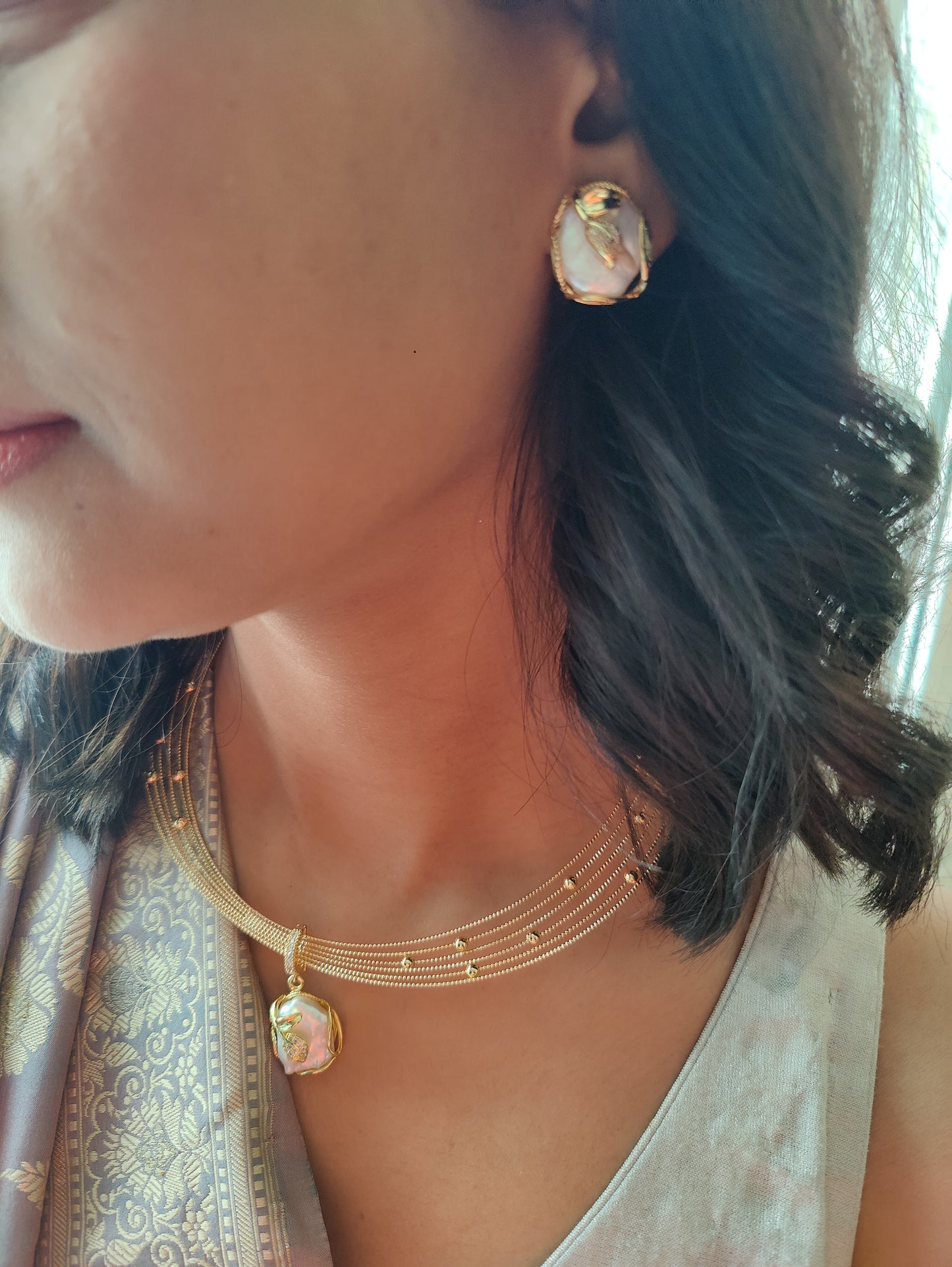 Juily set with wires and baraque pearl
