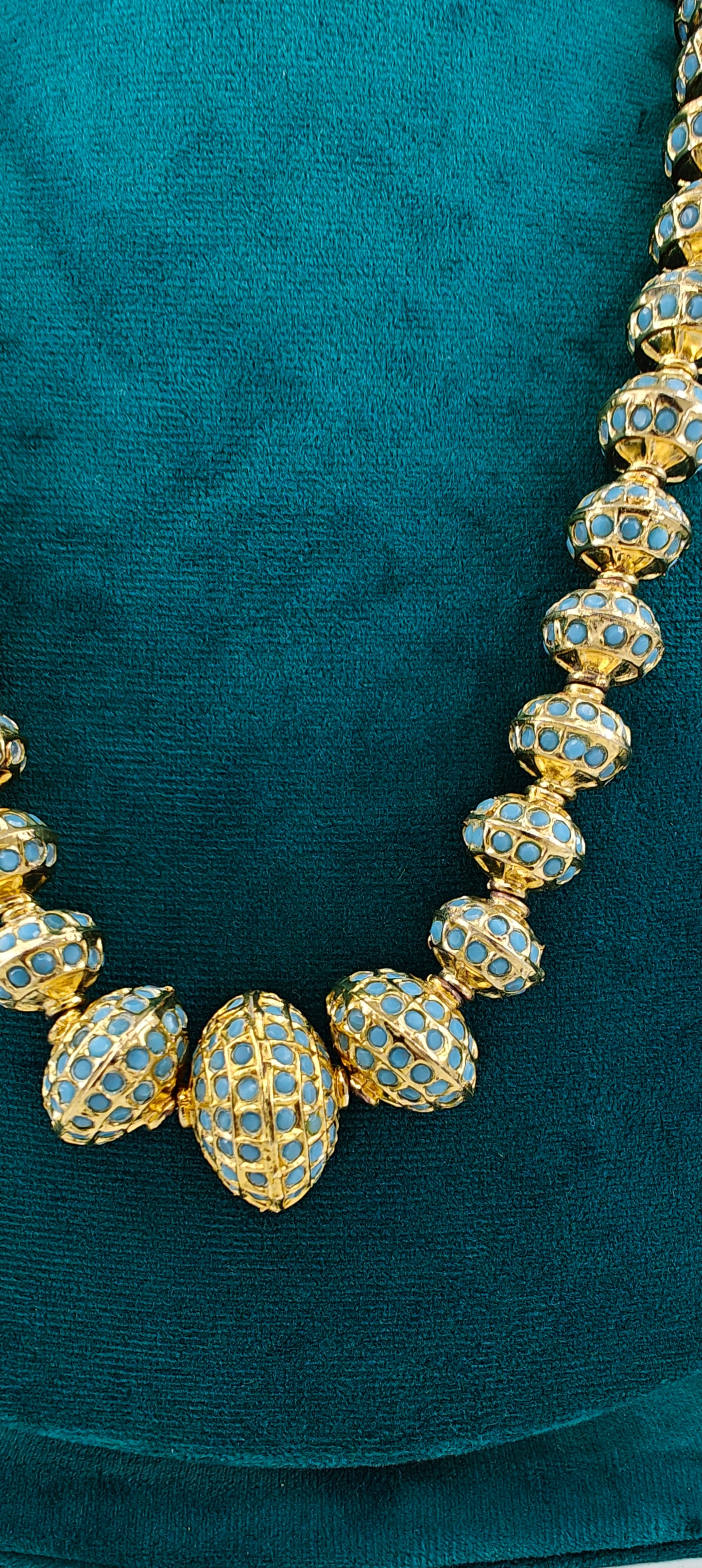 Blue stone inlay metal beads set