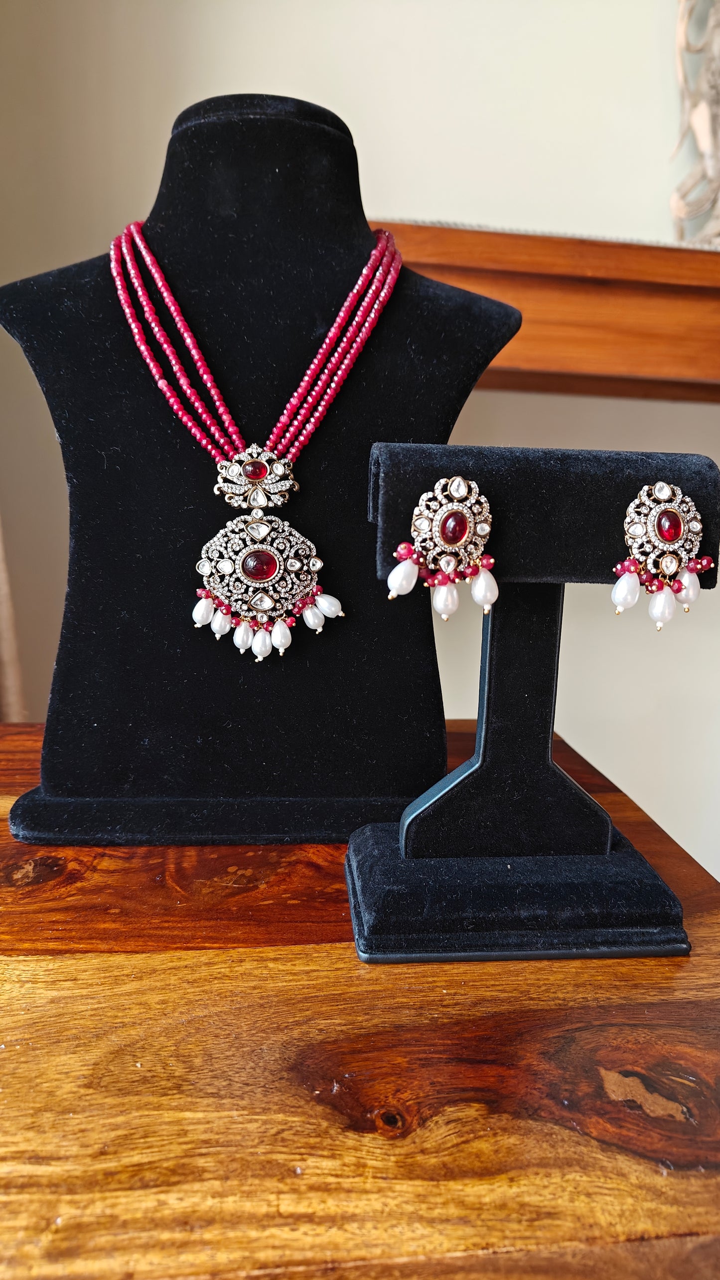 'Jasmine' antique finish stone studded necklace and earrings set