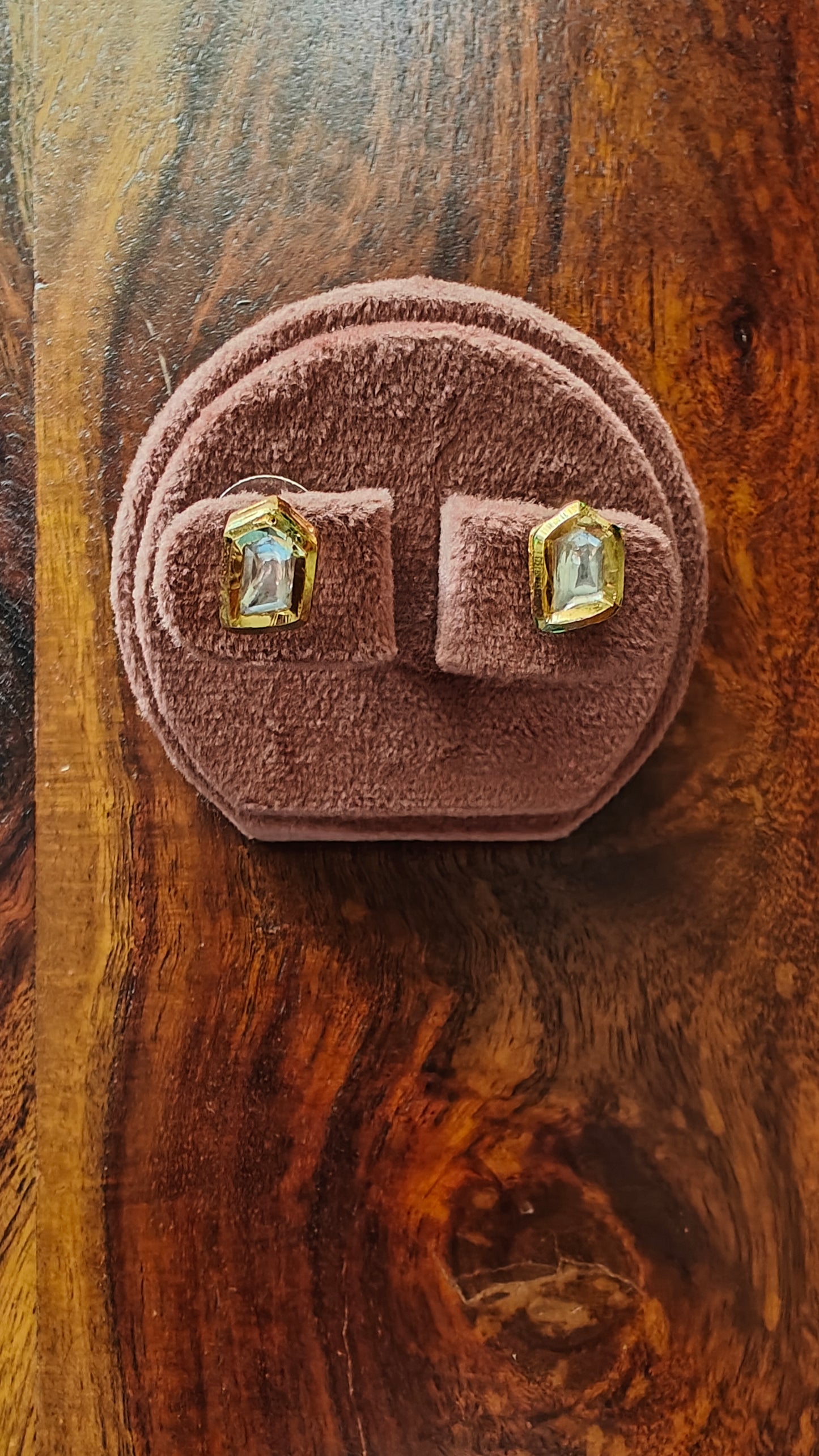 Small kundan studs(earrings)