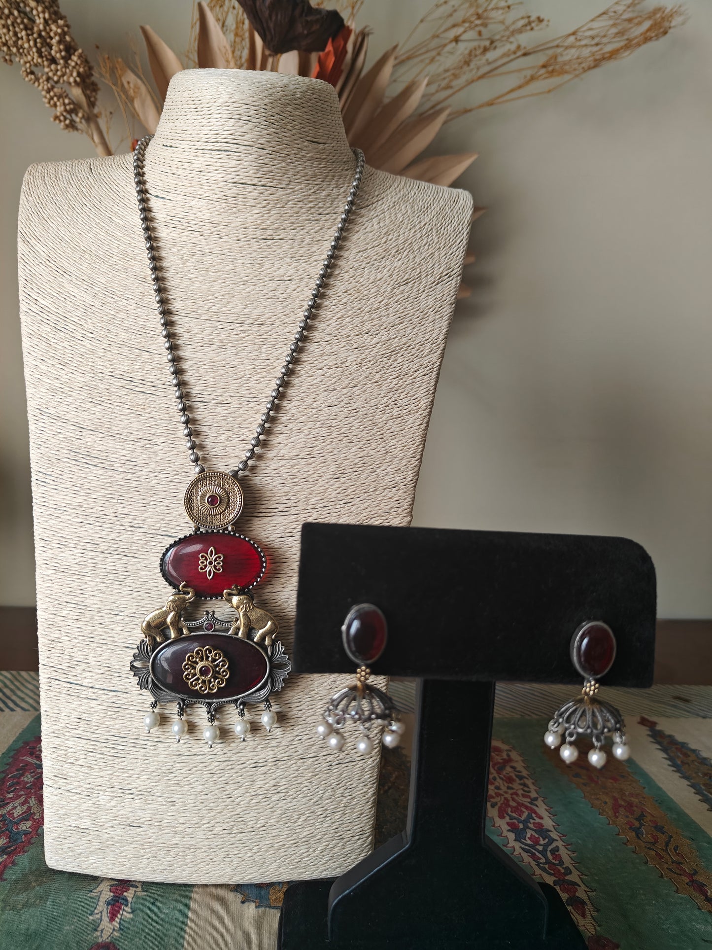 Charul dual tone set with elephants