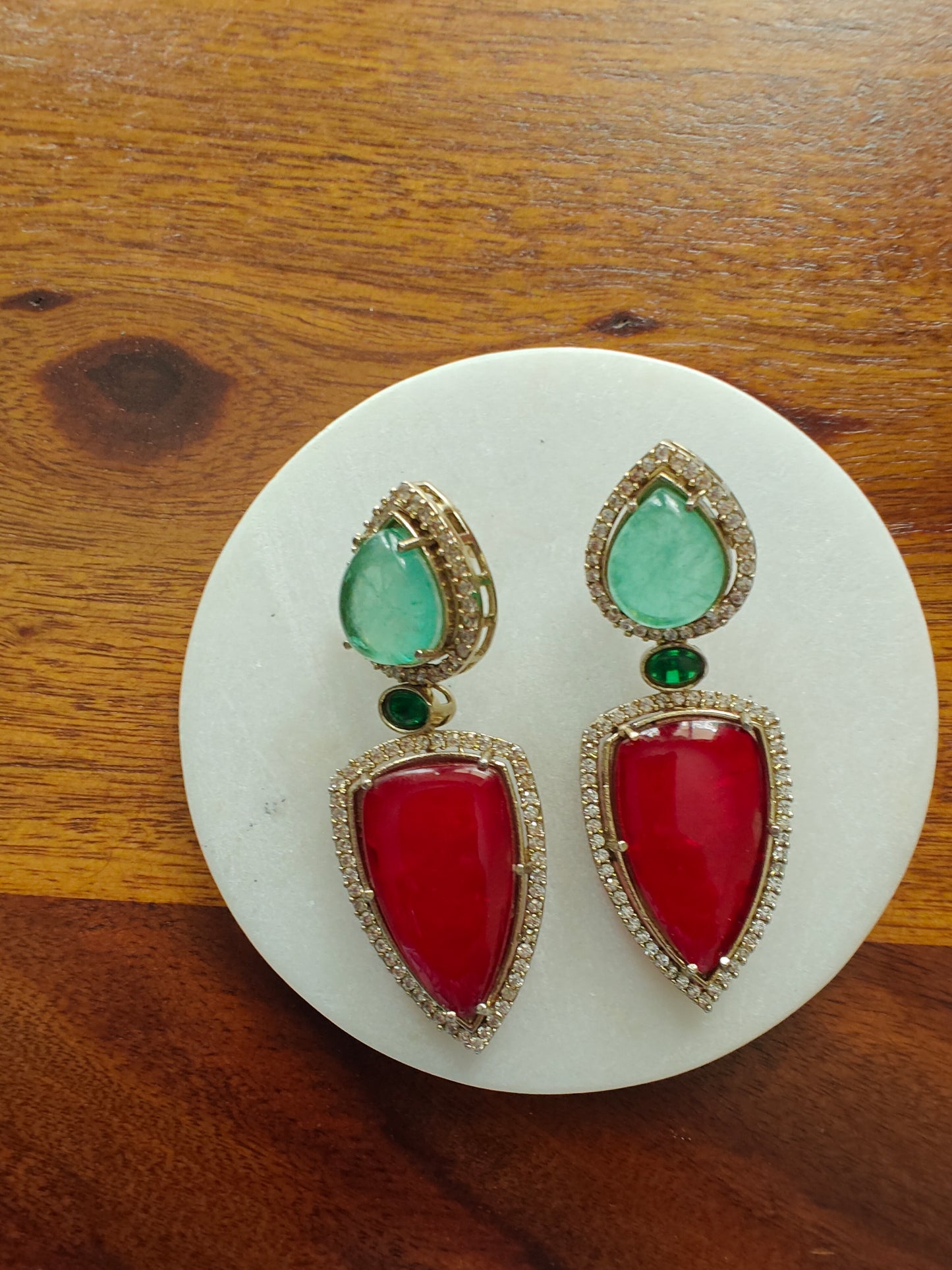 Jalsa earrings with stones