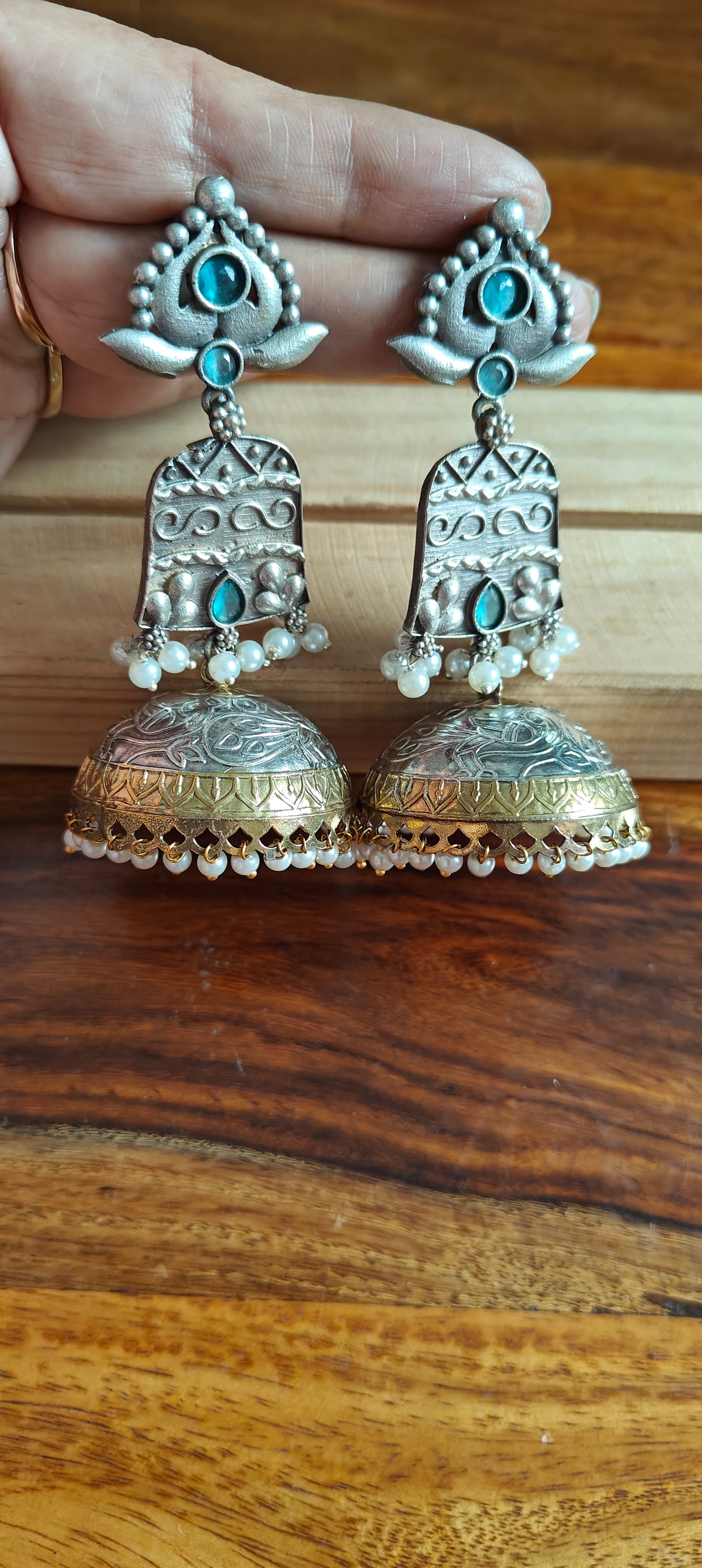Dual tone jumkas with stone highligts