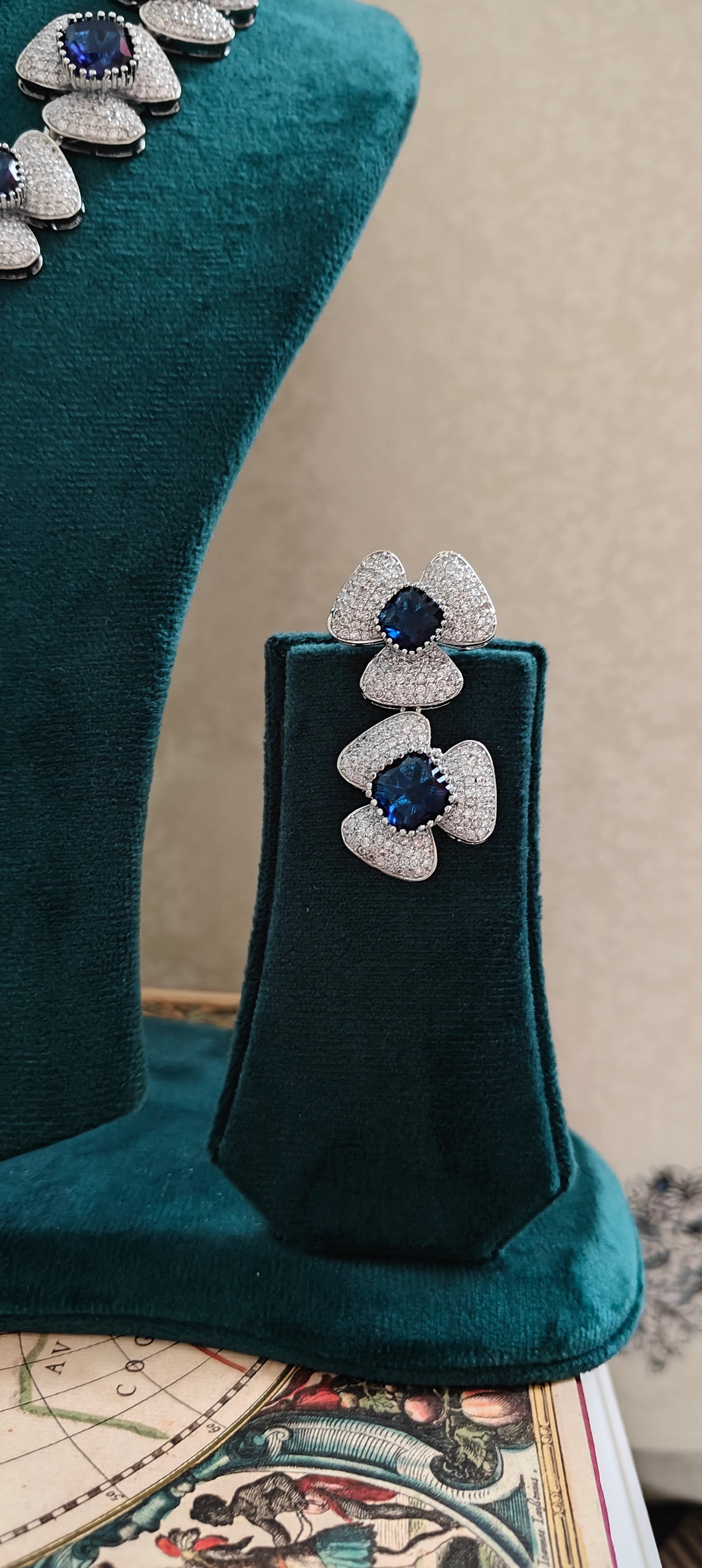 Juhi flower set with Cz and stones