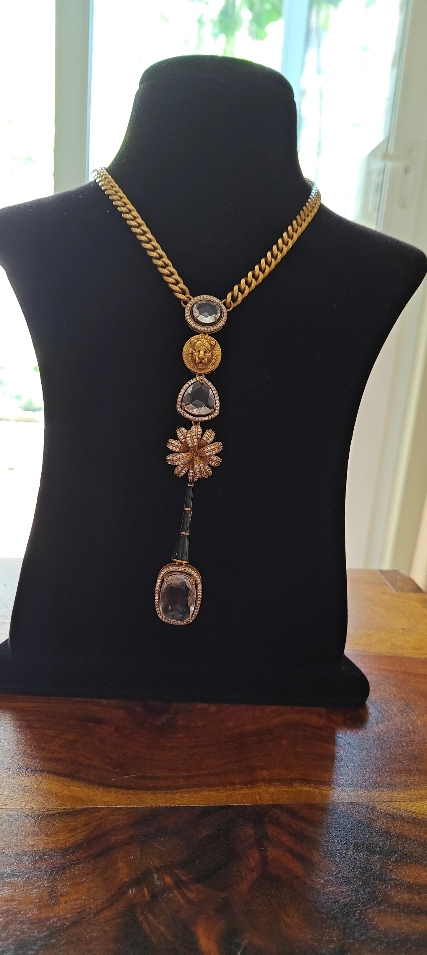 Jenya set with long stone pendant