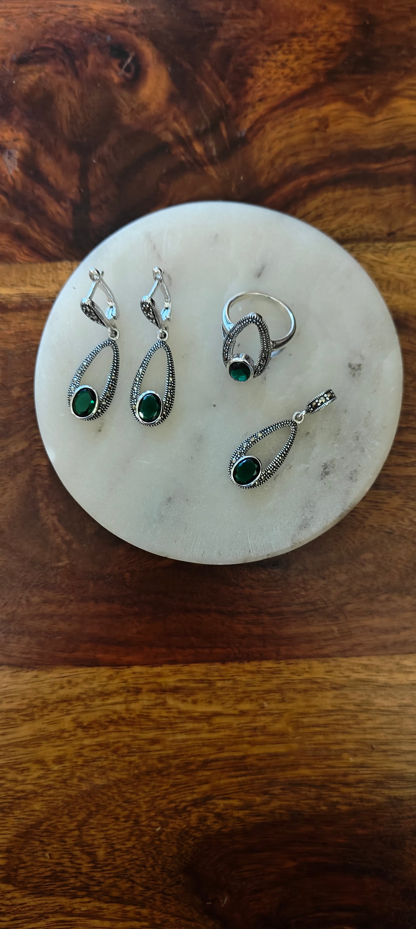 Chaitali silver marcasite set with emerald green stone(pendant,earrings,ring)