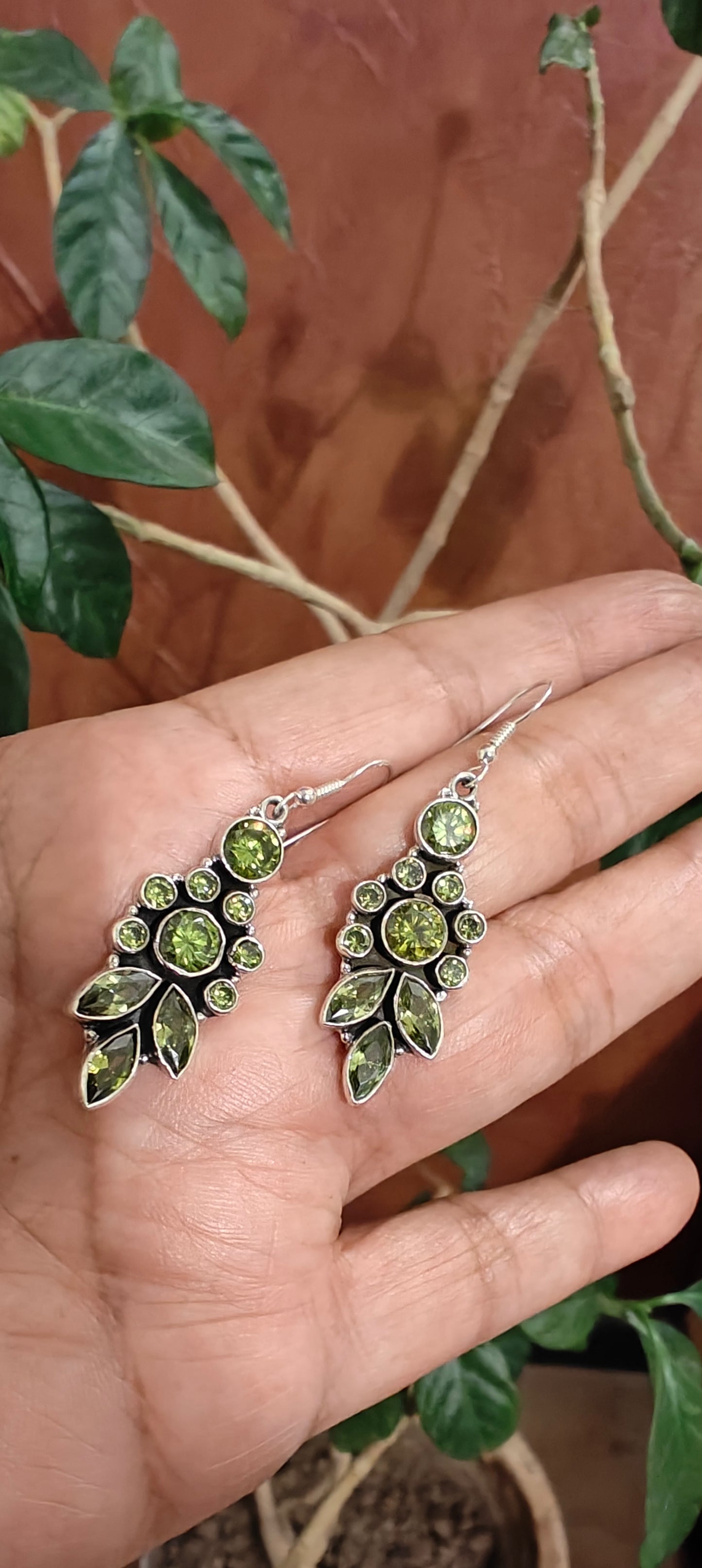 Fitrat silver earrings with stone crustal inlay (many color options)