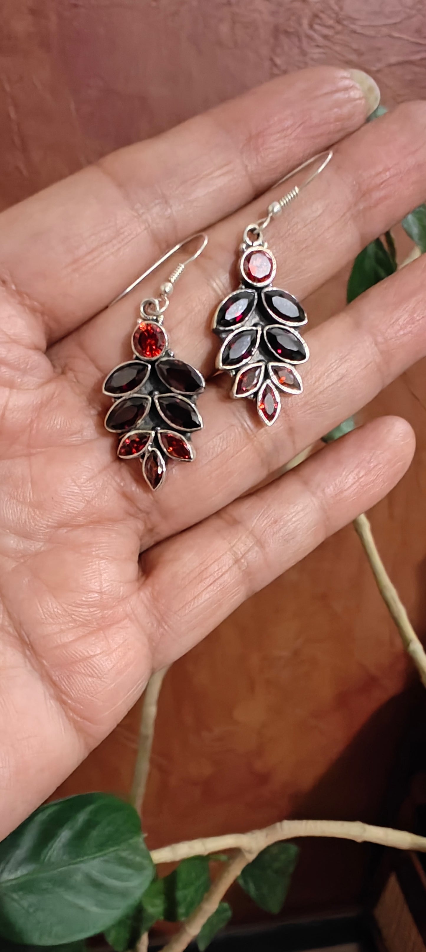 Fitrat silver earrings with stone crustal inlay (many color options)