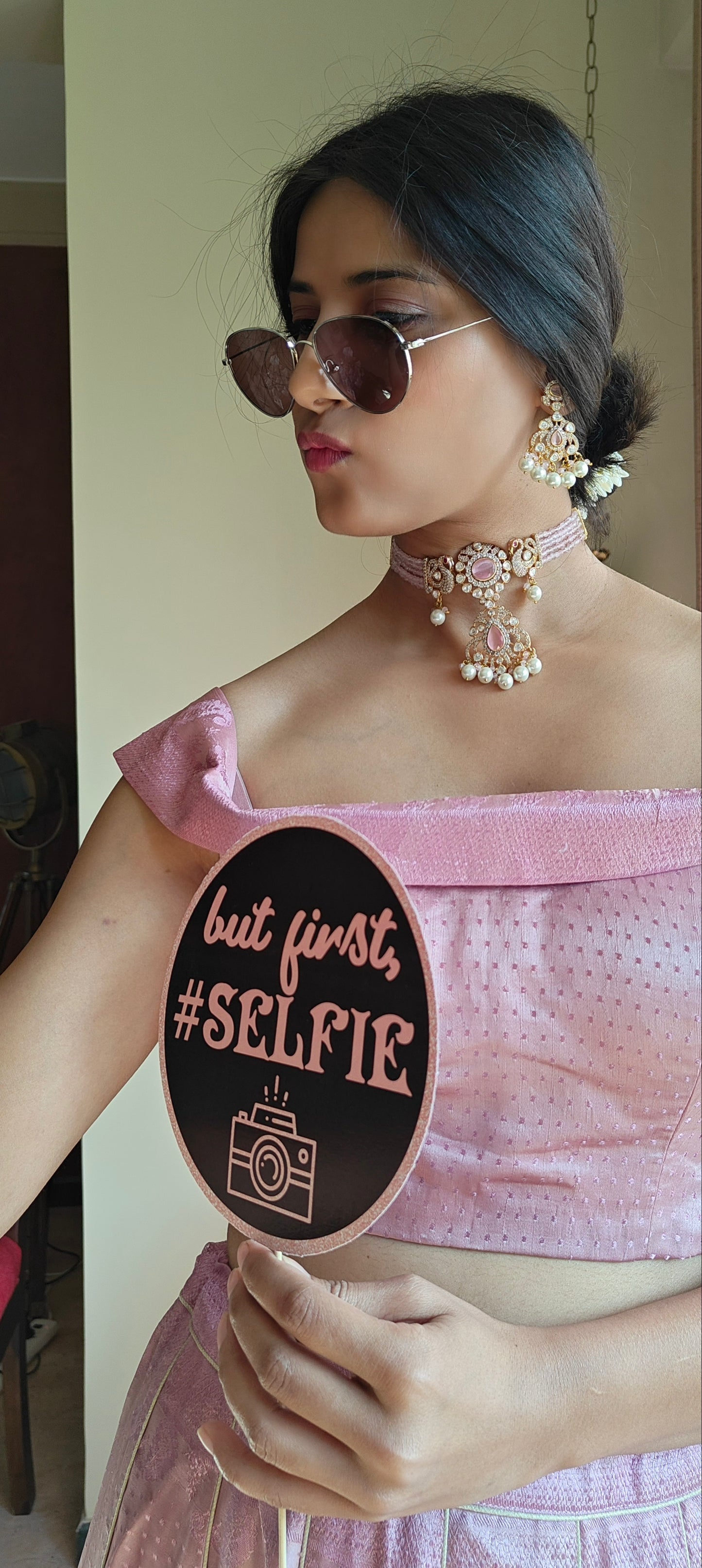 Mrinali set with pink stones and kundan