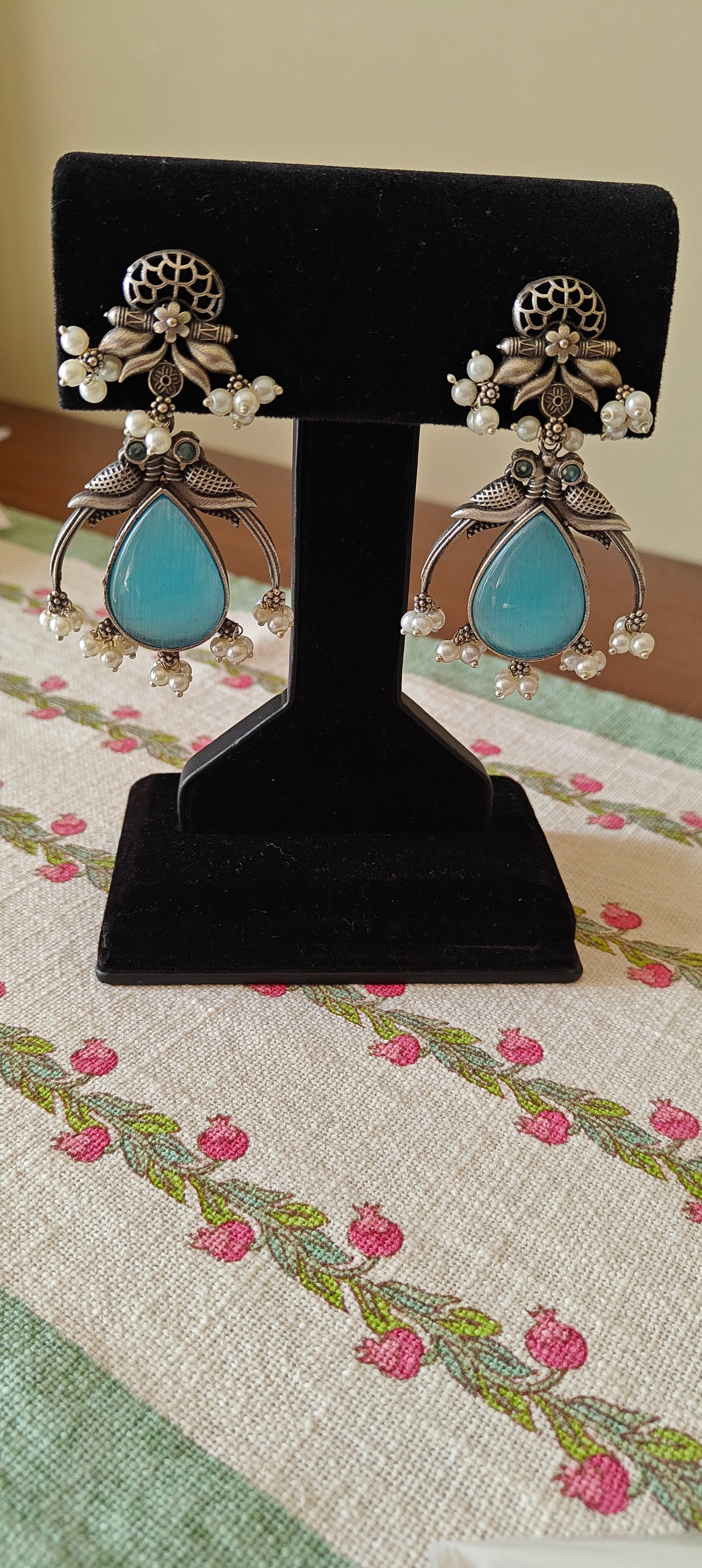 Faria stone earrings with parrots