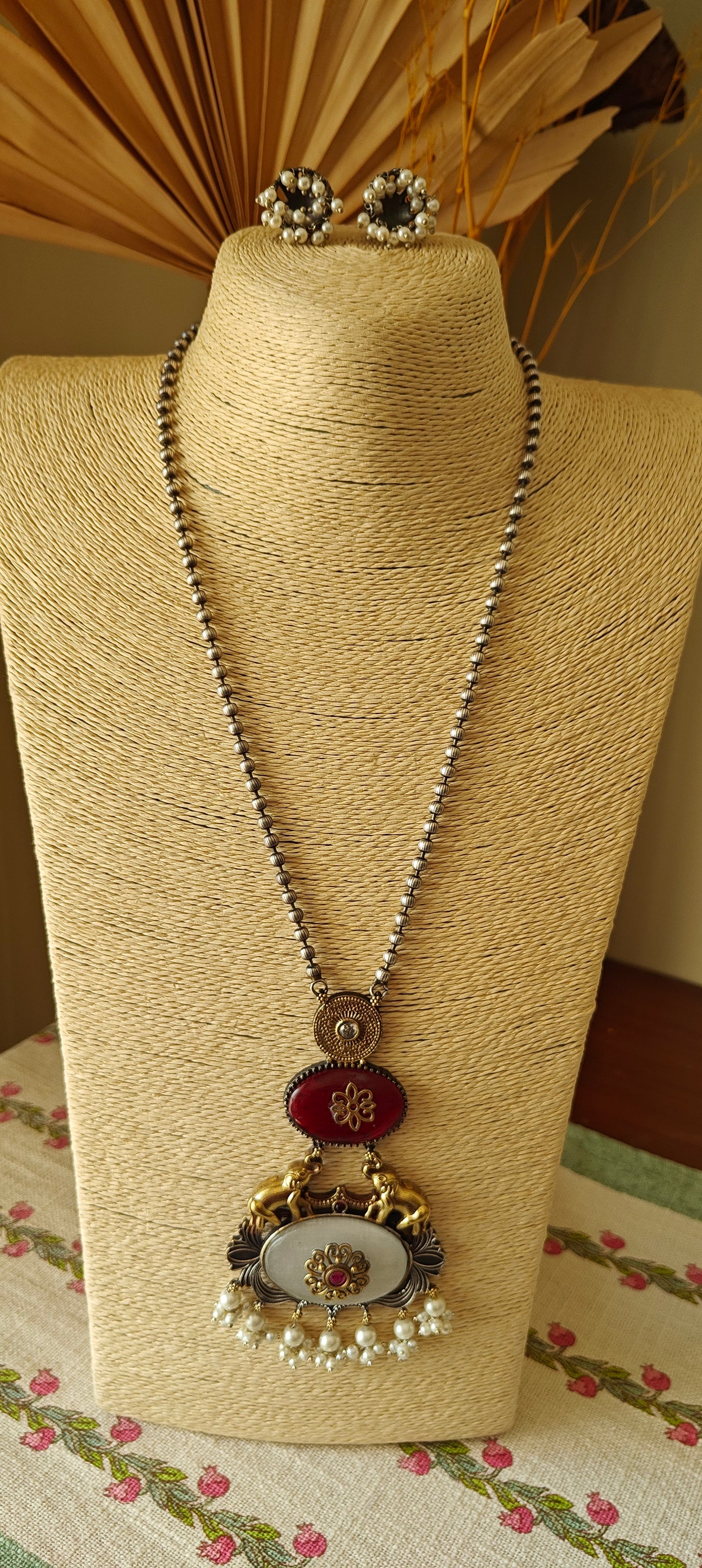 Charul dual tone set with elephants