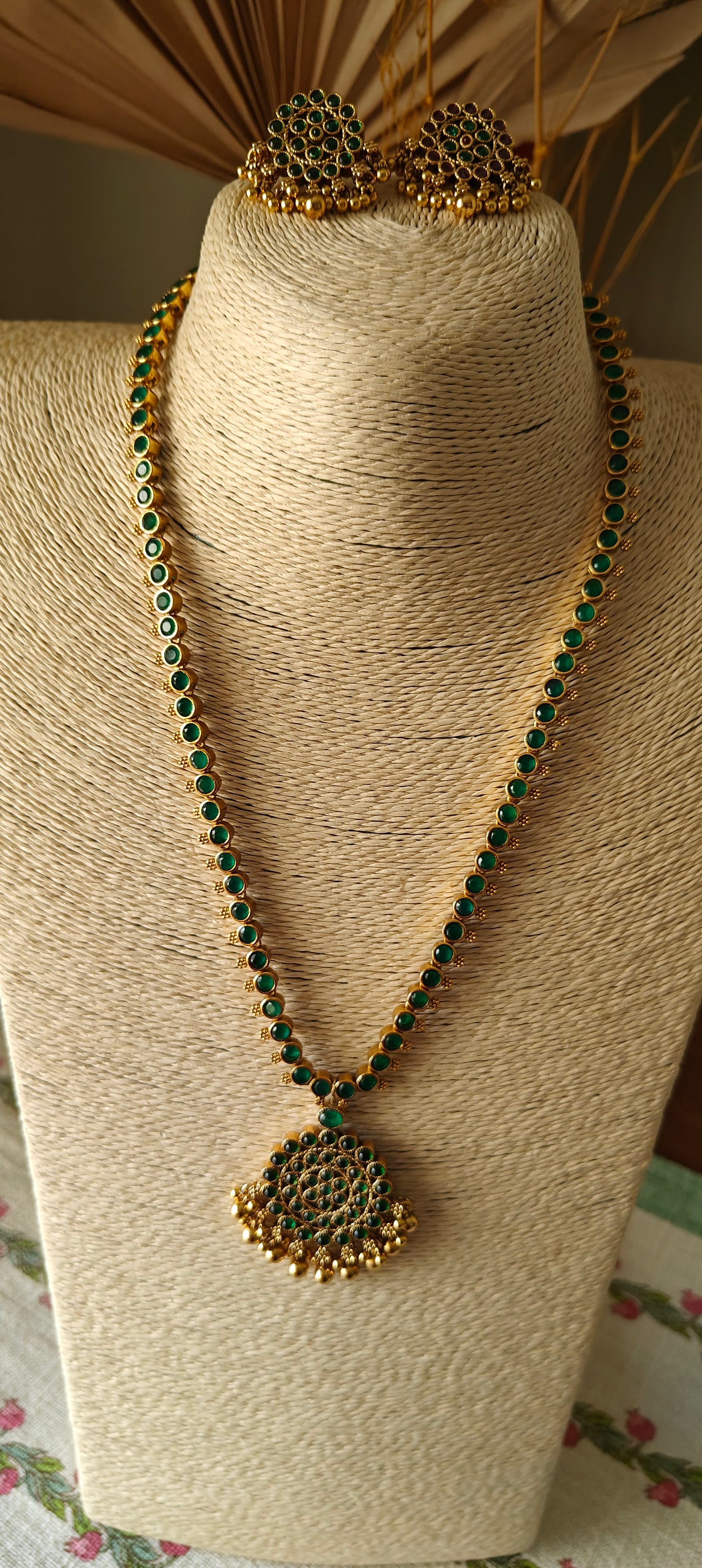 Darshana Navratan reversible set