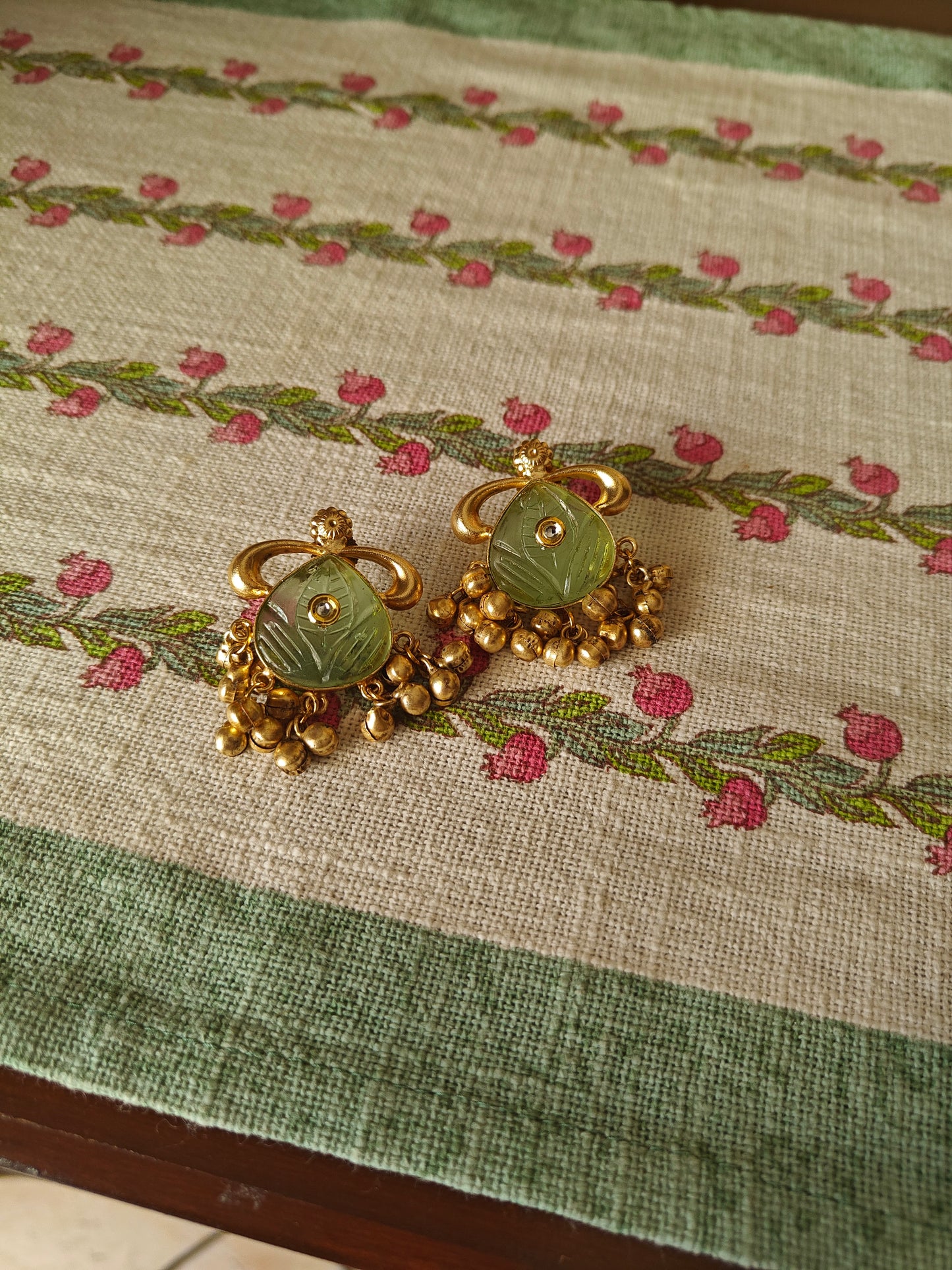Chadna elephant thick hastli with mint green stones