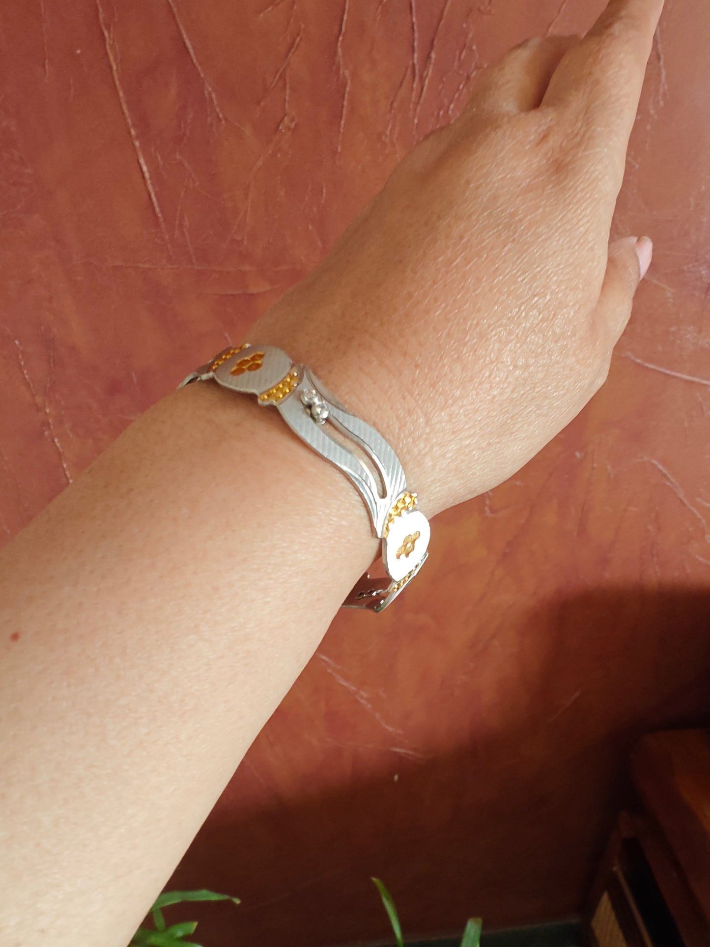 Sterling silver bangle in double tone(1 pc)