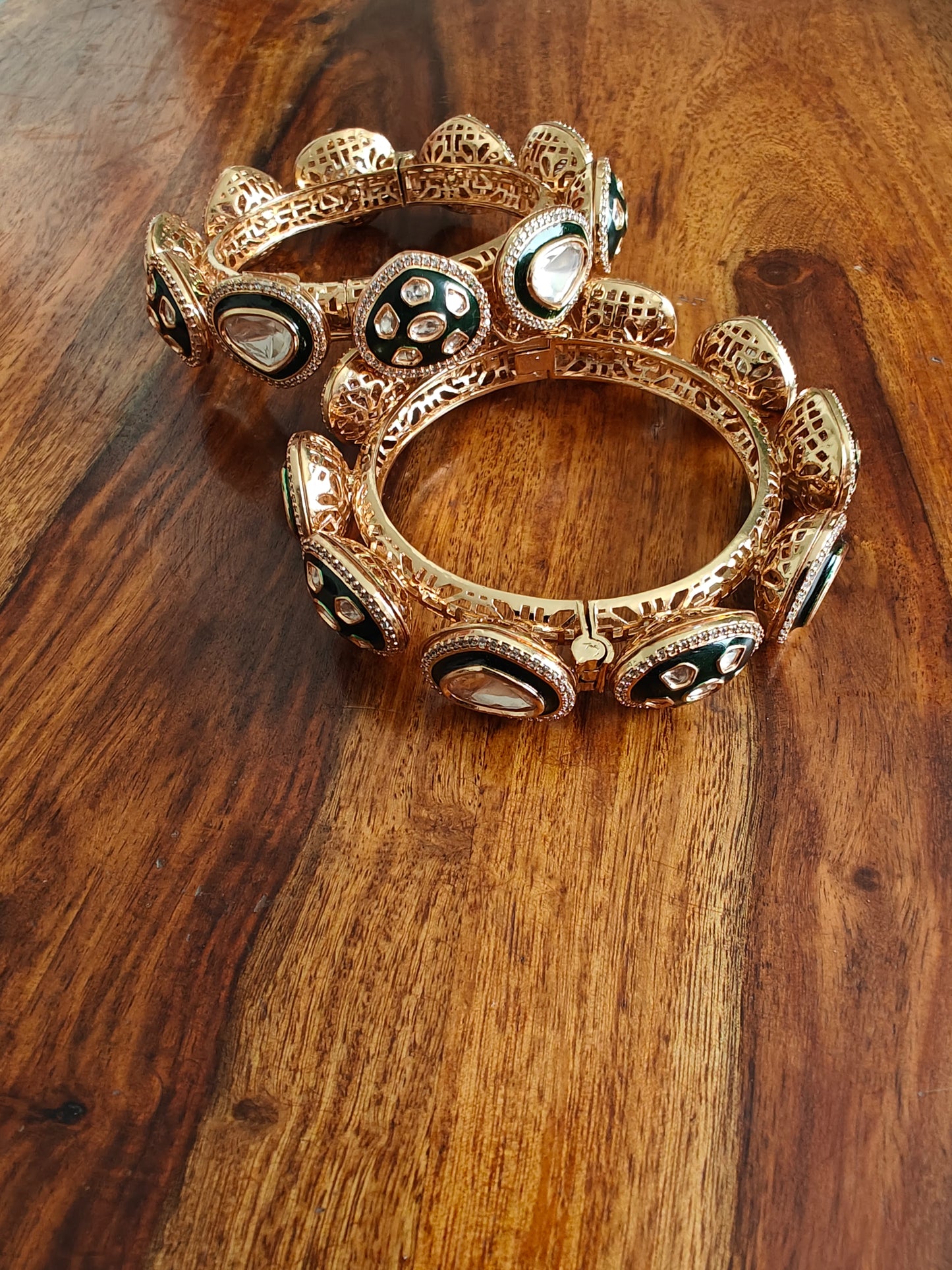 Damru karas with Moissanite and kundan(2pc)