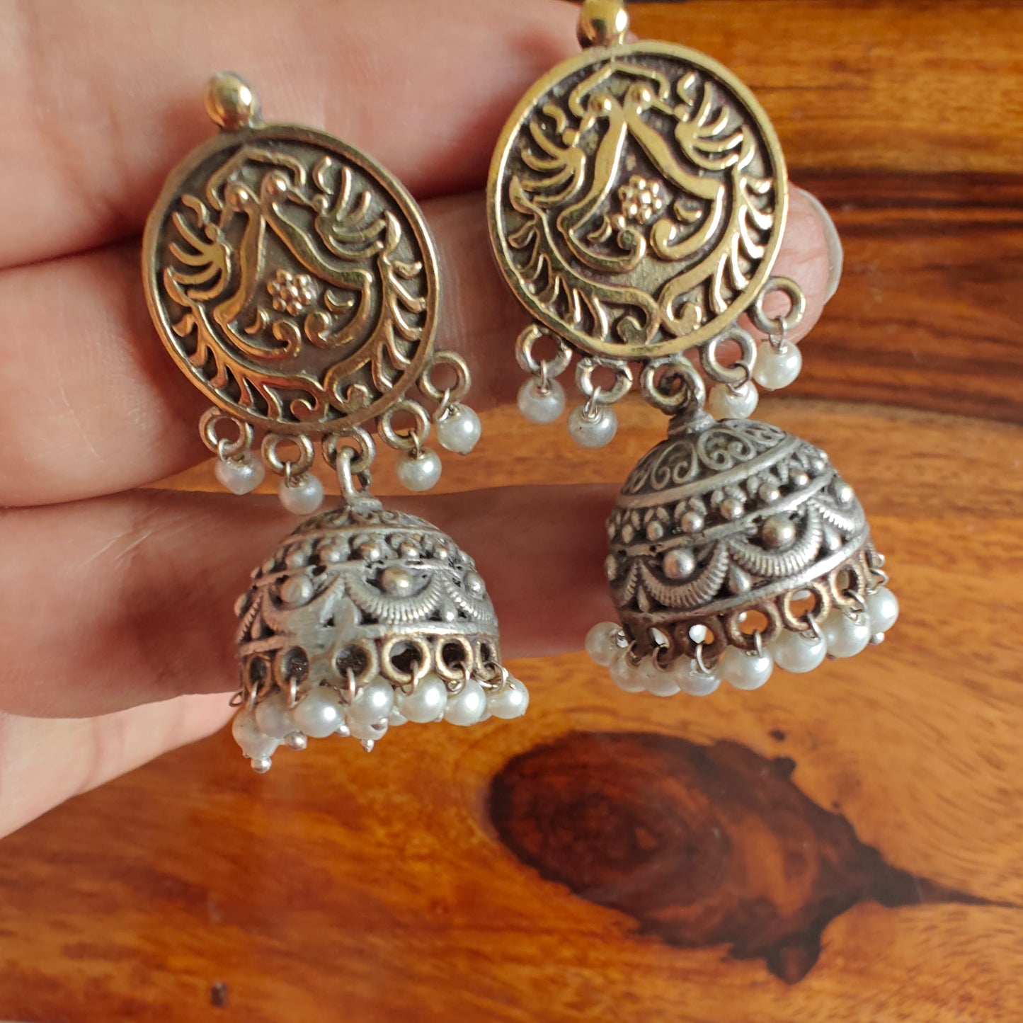 Dual tone jhumkis with engraving