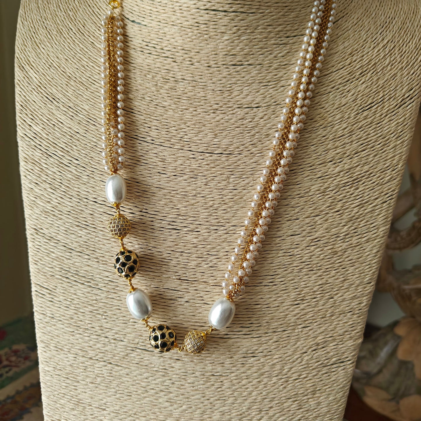 Padmalaya pearl and stone set