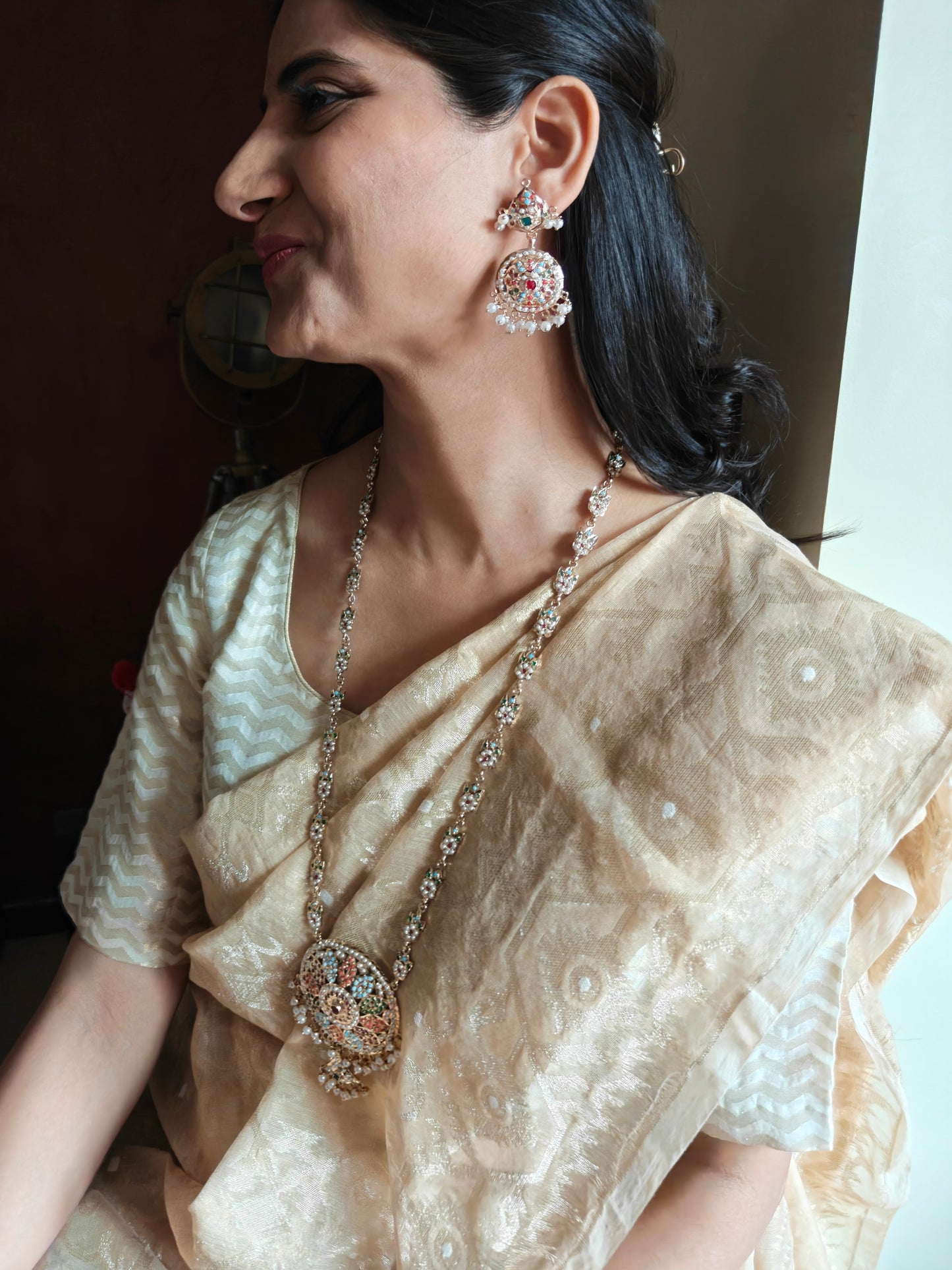 Sakina navratan jadau set