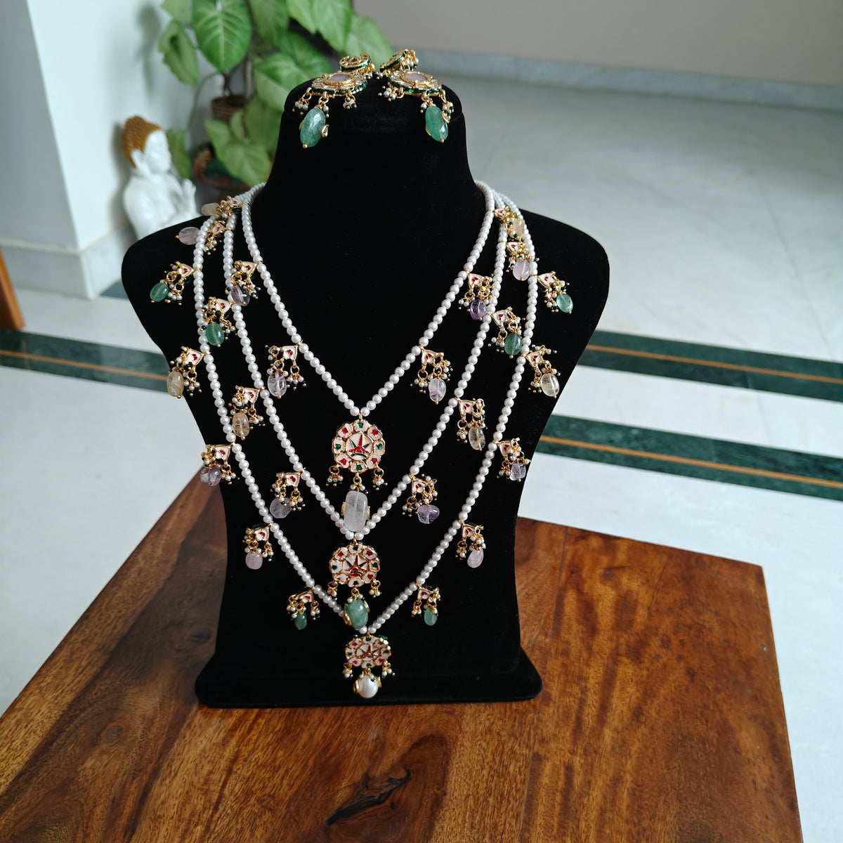 Pushpanjali set with three strings with kundan and stones