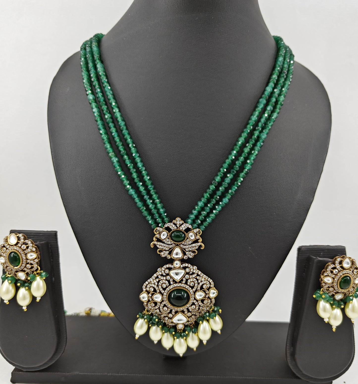 'Jasmine' antique finish stone studded necklace and earrings set