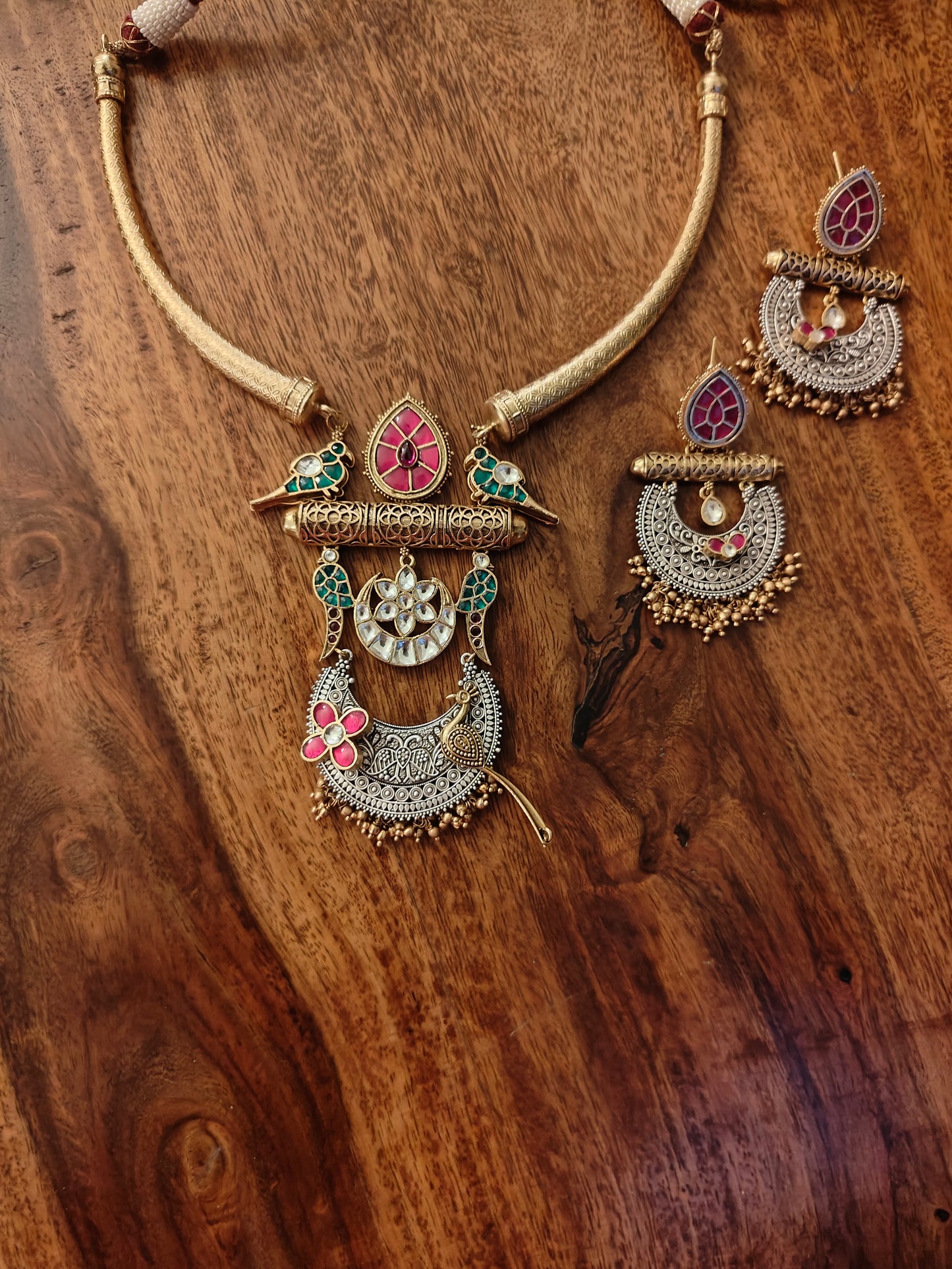Manjyot hasli set in dual tone