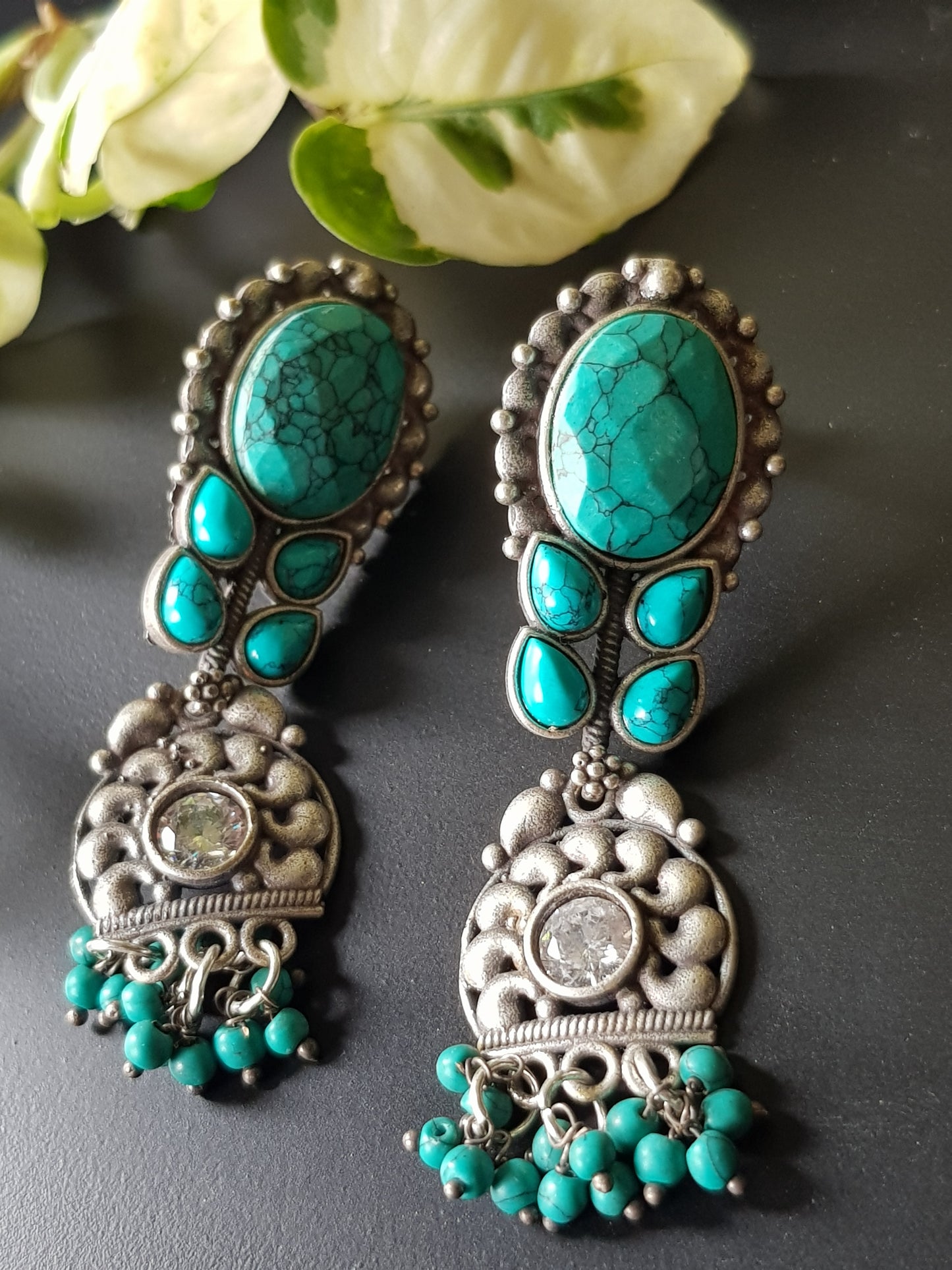 Silver finish set with choker necklace in turquoise/pale pink and blue stone matching long earrings