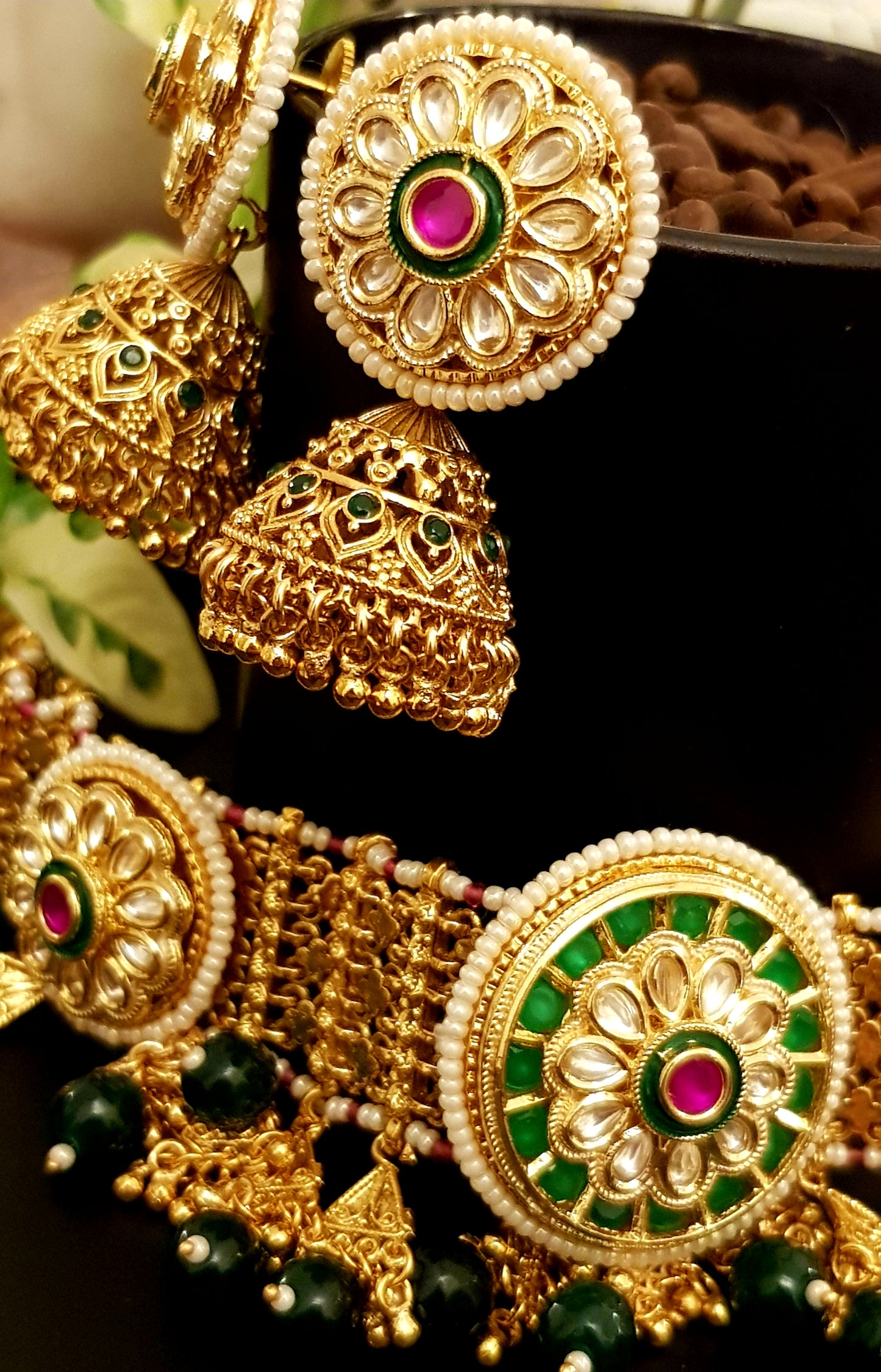 Gold finish choker set with kundan and stunning matching jhumkis (earrings)