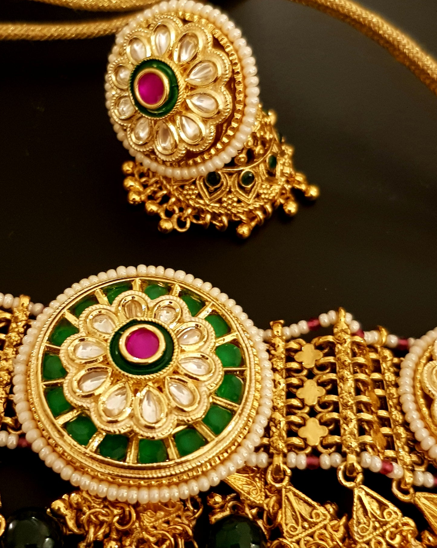Gold finish choker set with kundan and stunning matching jhumkis (earrings)