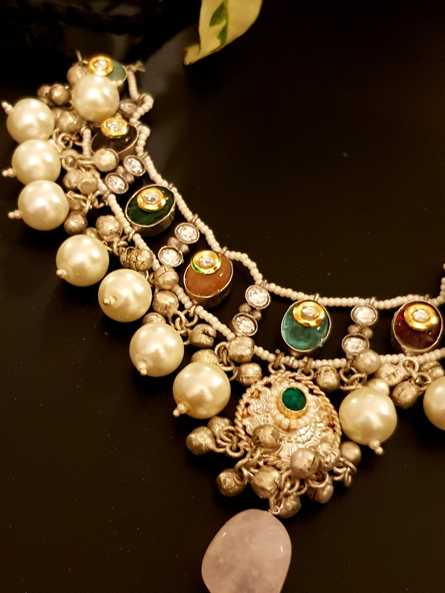 Silver finish choker necklace with kundan on multicoloured stones, poth pearl strings, big pearl drops