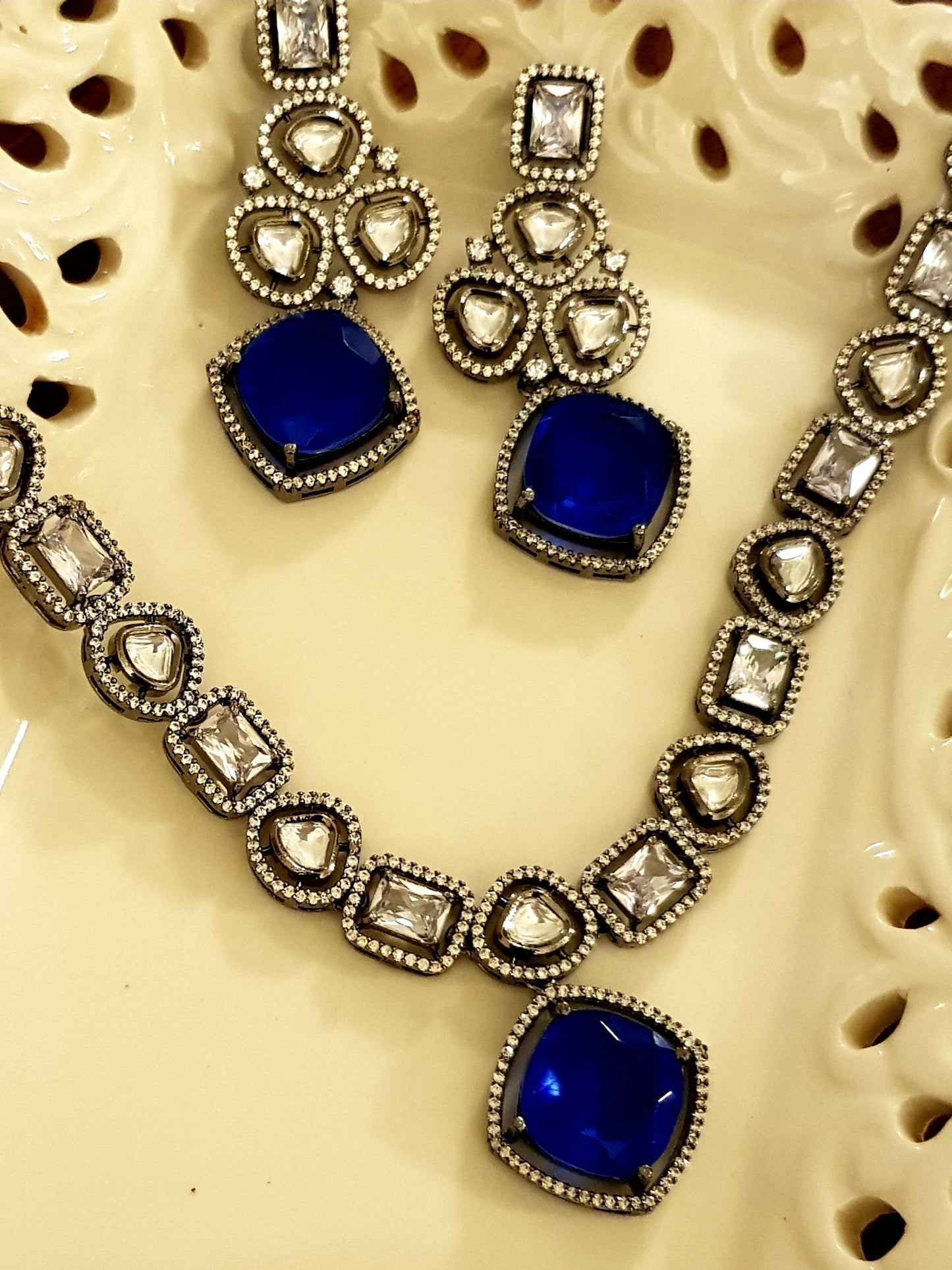'Titanic' antique silver finish set with square shaped pendant and long earrings