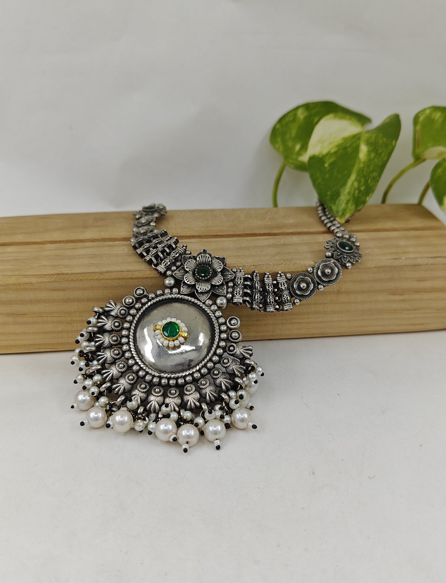 Baijanti Set with stone and pearls work