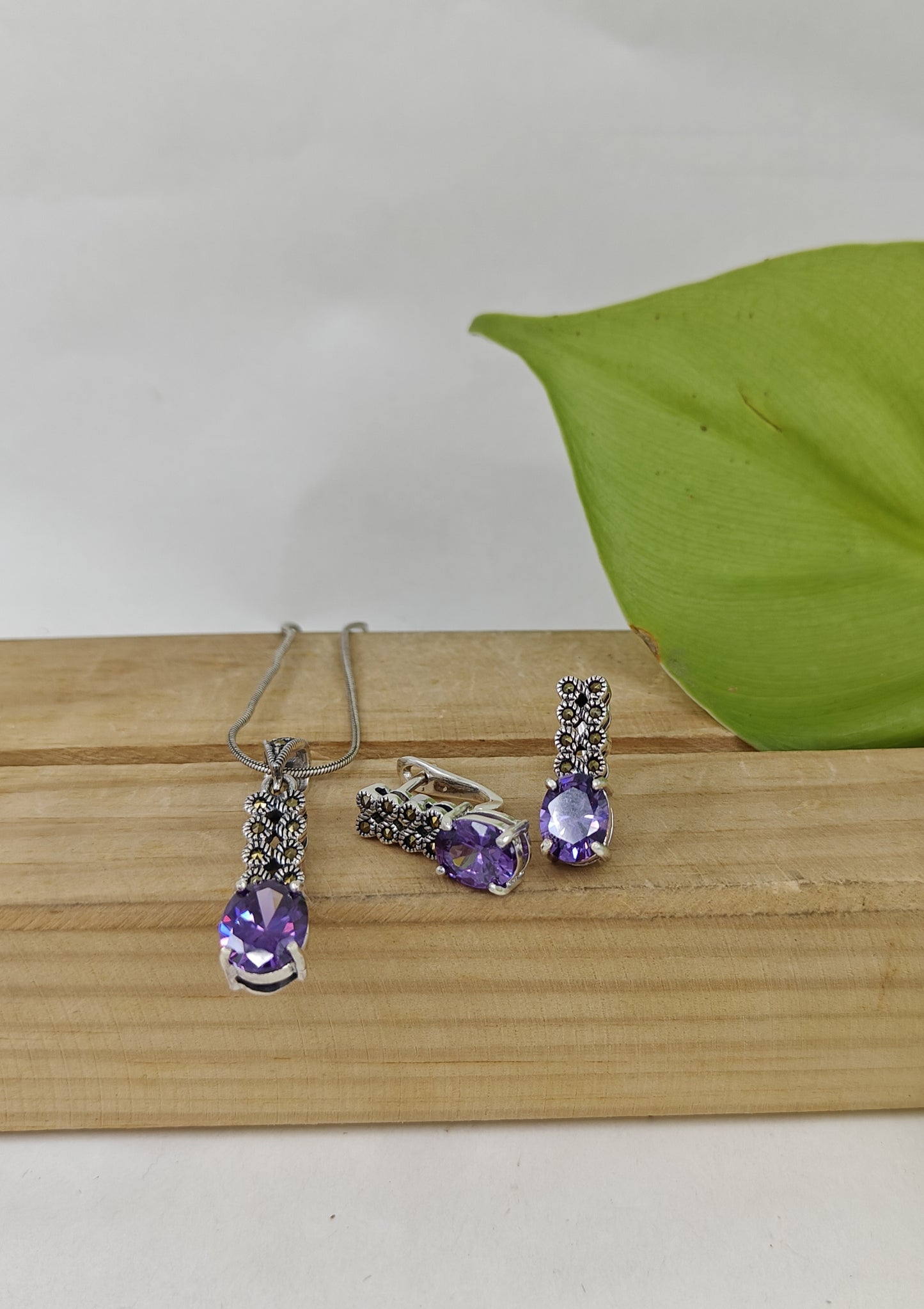 Silver pendant & earrings set marcasite and amethyst stone