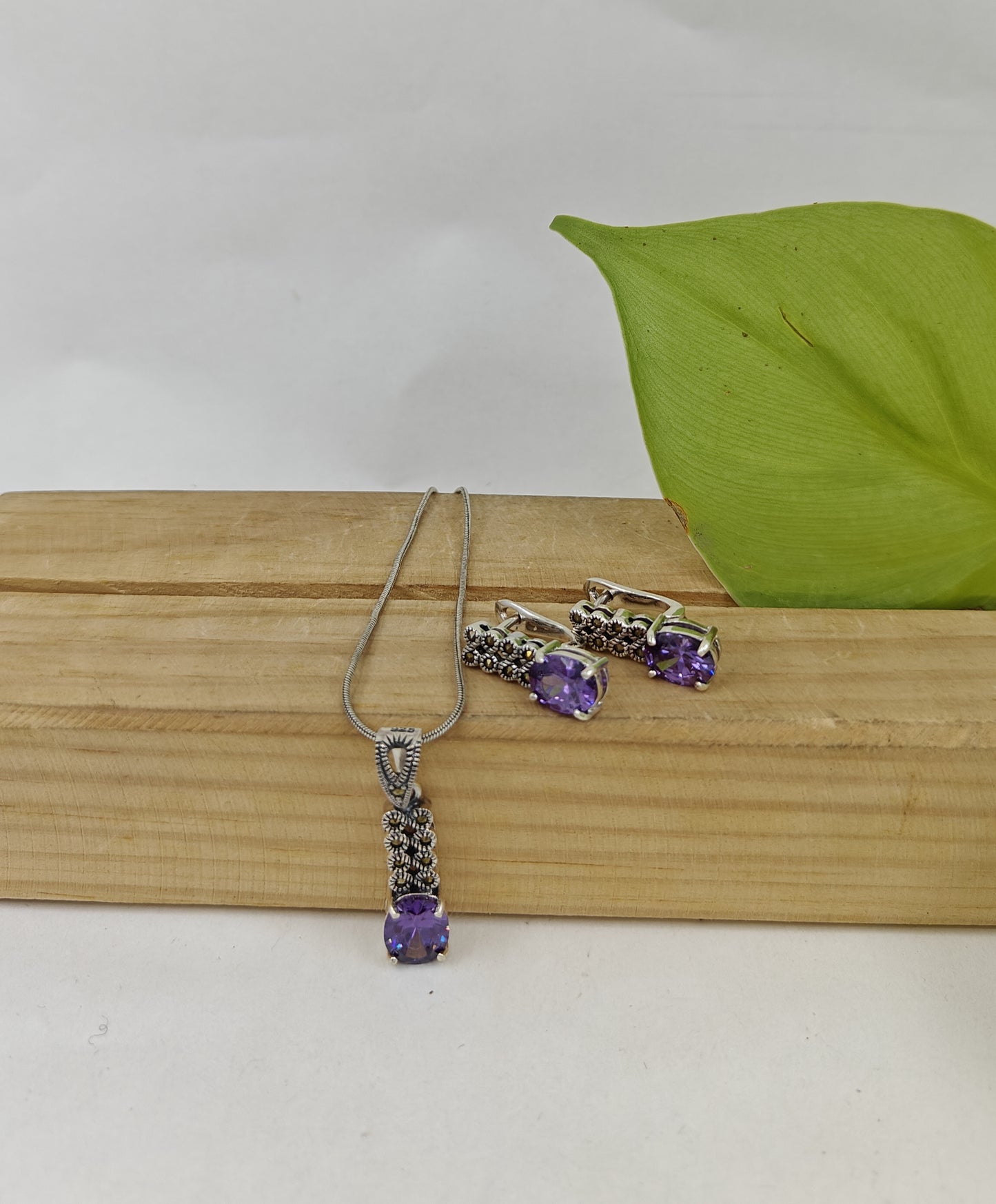 Silver pendant & earrings set marcasite and amethyst stone