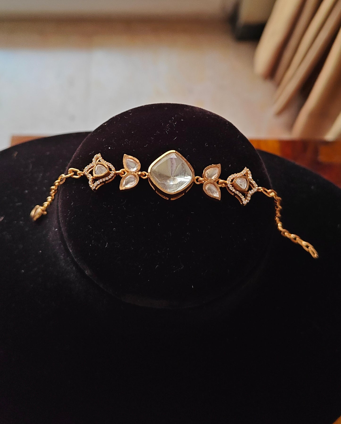 Ayra bracelet with kundan