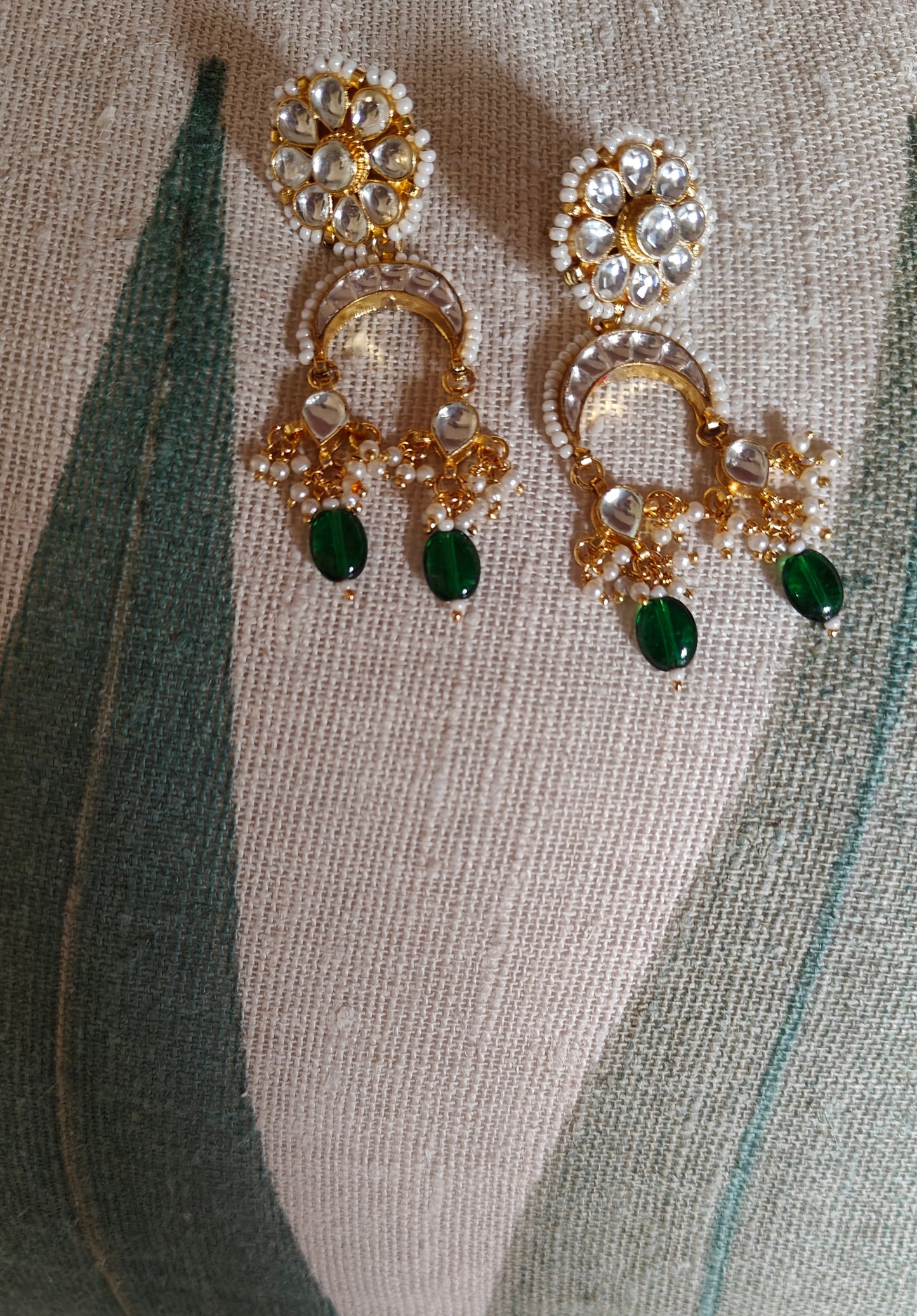 Ziya earrings with kundan and pearls