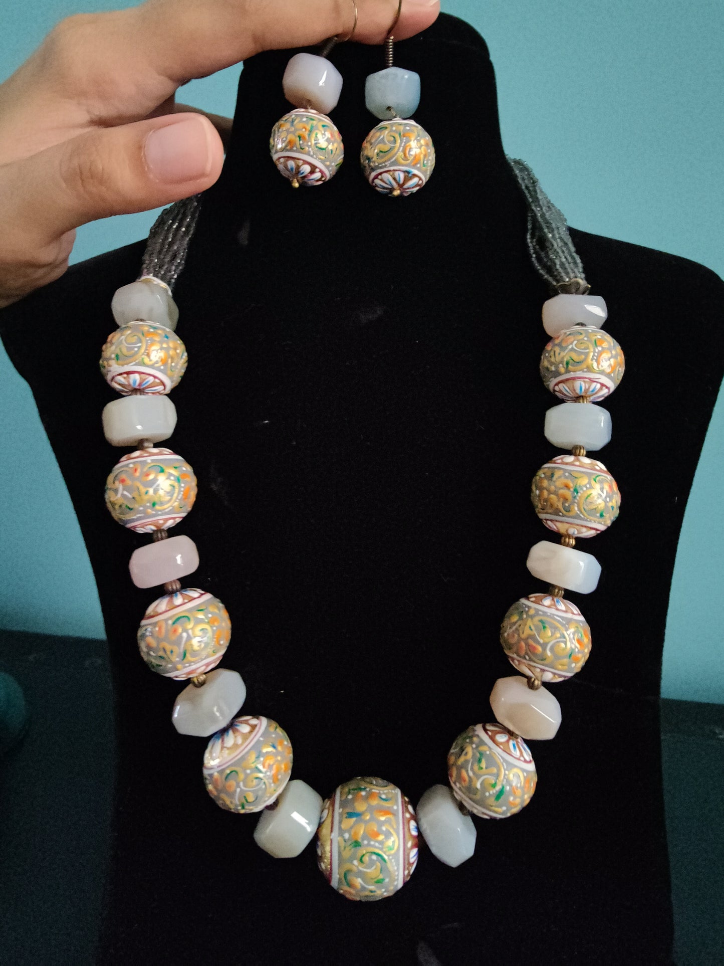 Asgari grey painted bead set  with onyx