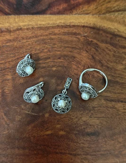 Chayana pearly silver marcasite and pearl dot set with ring