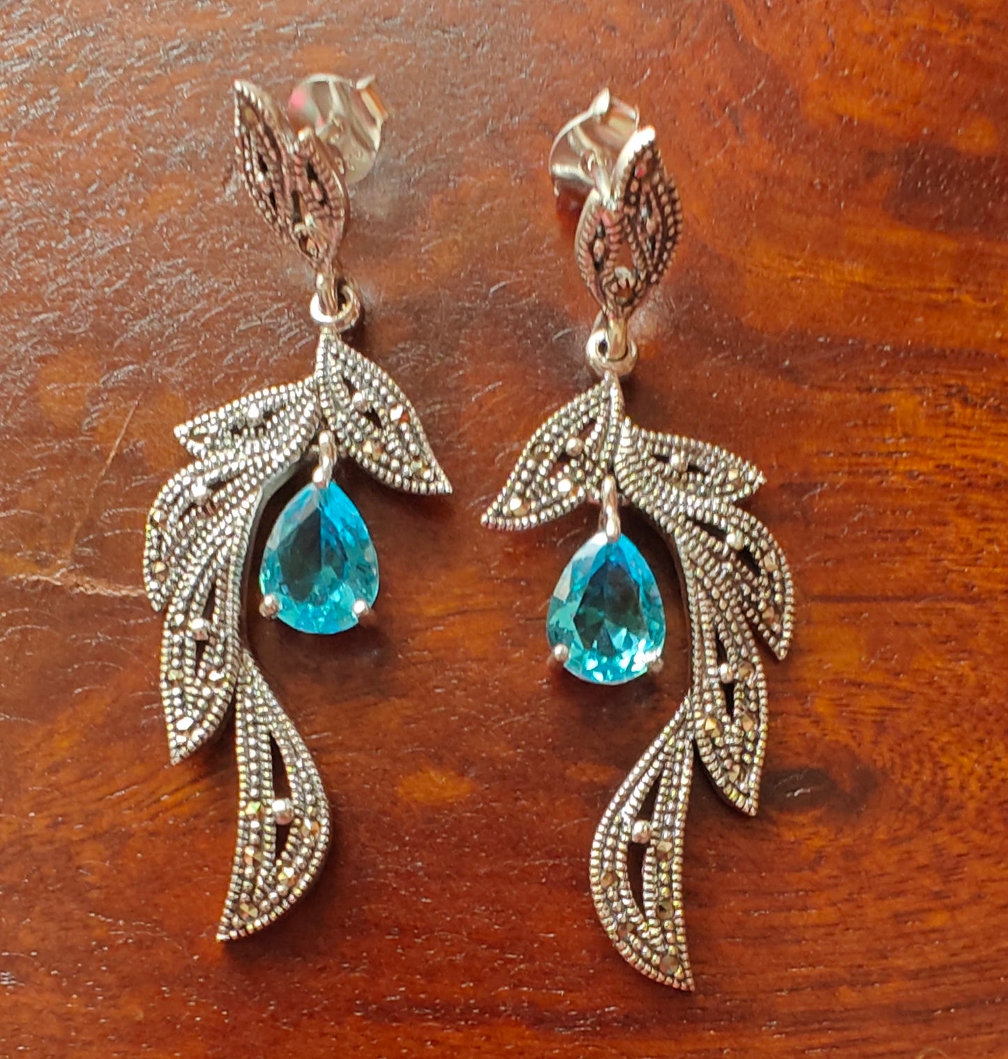 Daali silver dangler earrings with stone drop (available in turquoise, emerald green and sapphire blue options)