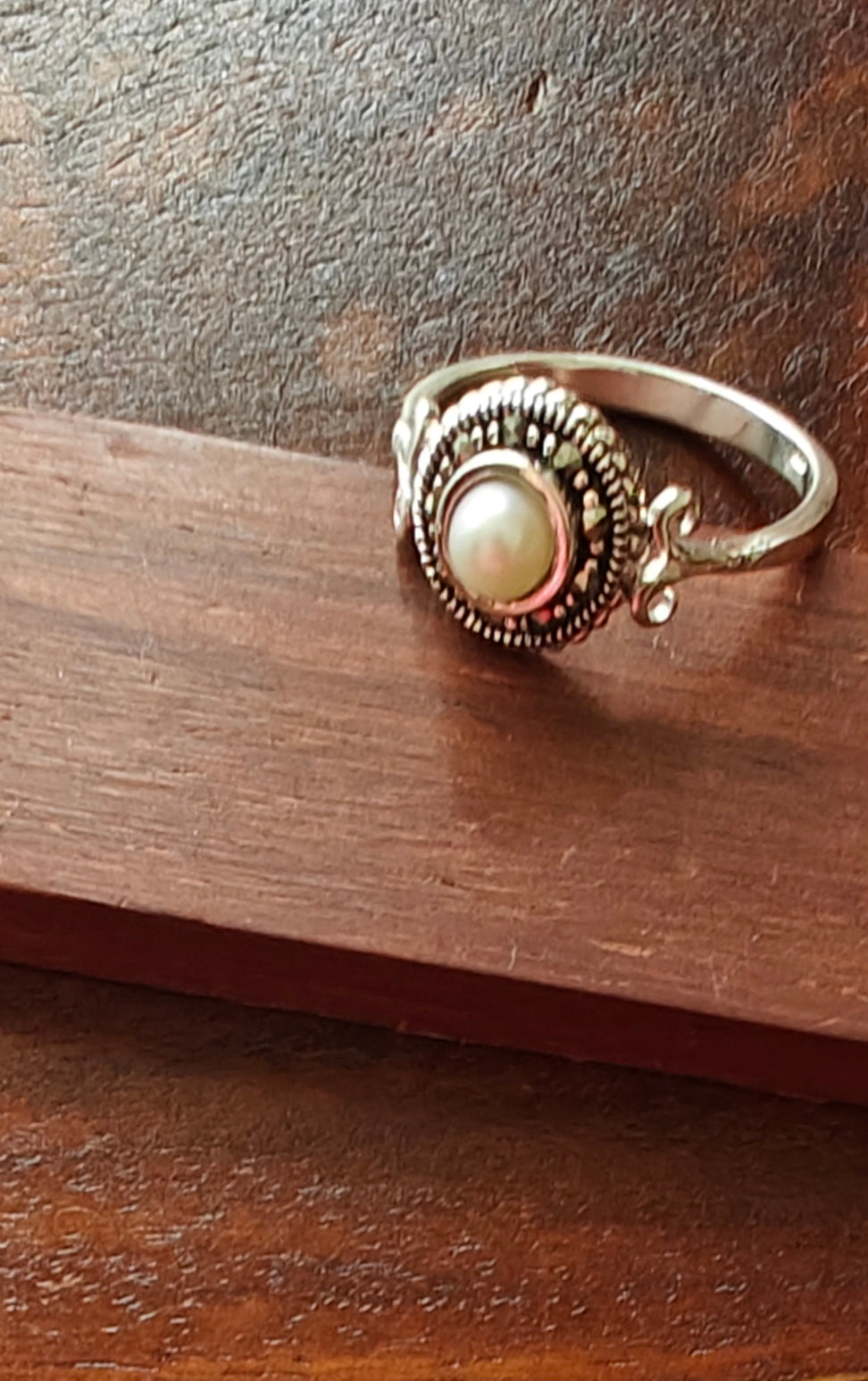 Silver pearl dot ring